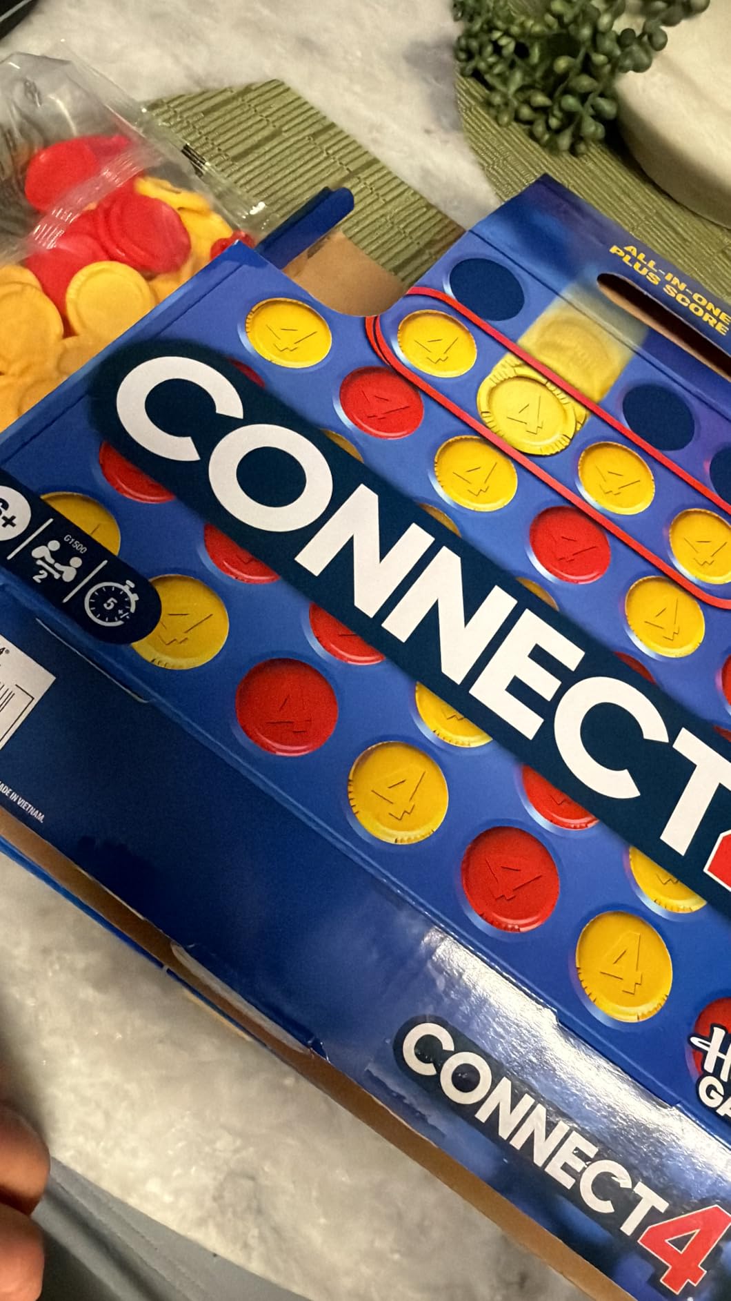 Official Hasbro Games Connect 4 Game (2025 Edition) | All-in-1 Storage, Carrying Case, Score Tracker | Ages 6+ | 2 Players | Family Games for Kids customer photo 1