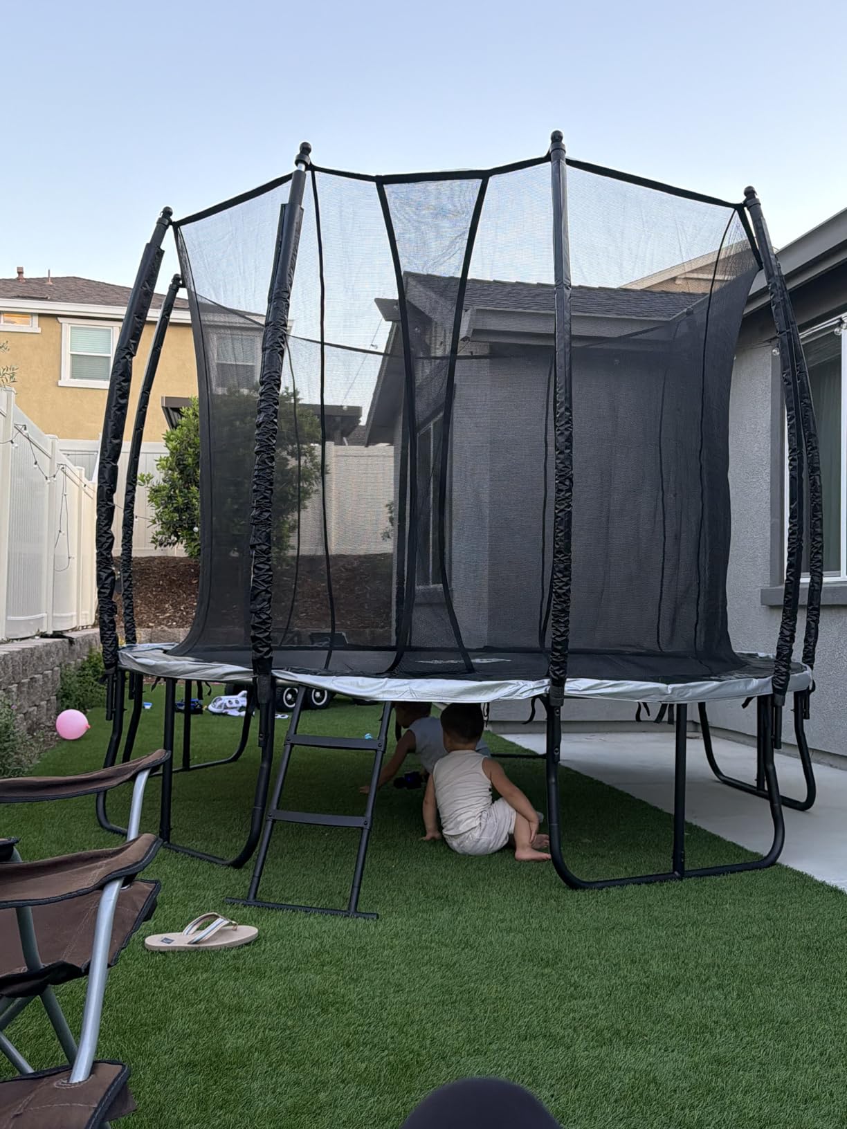 BSPORTY 10/14/16FT Trampoline with Enclosure and U-Shaped Legs customer photo 1