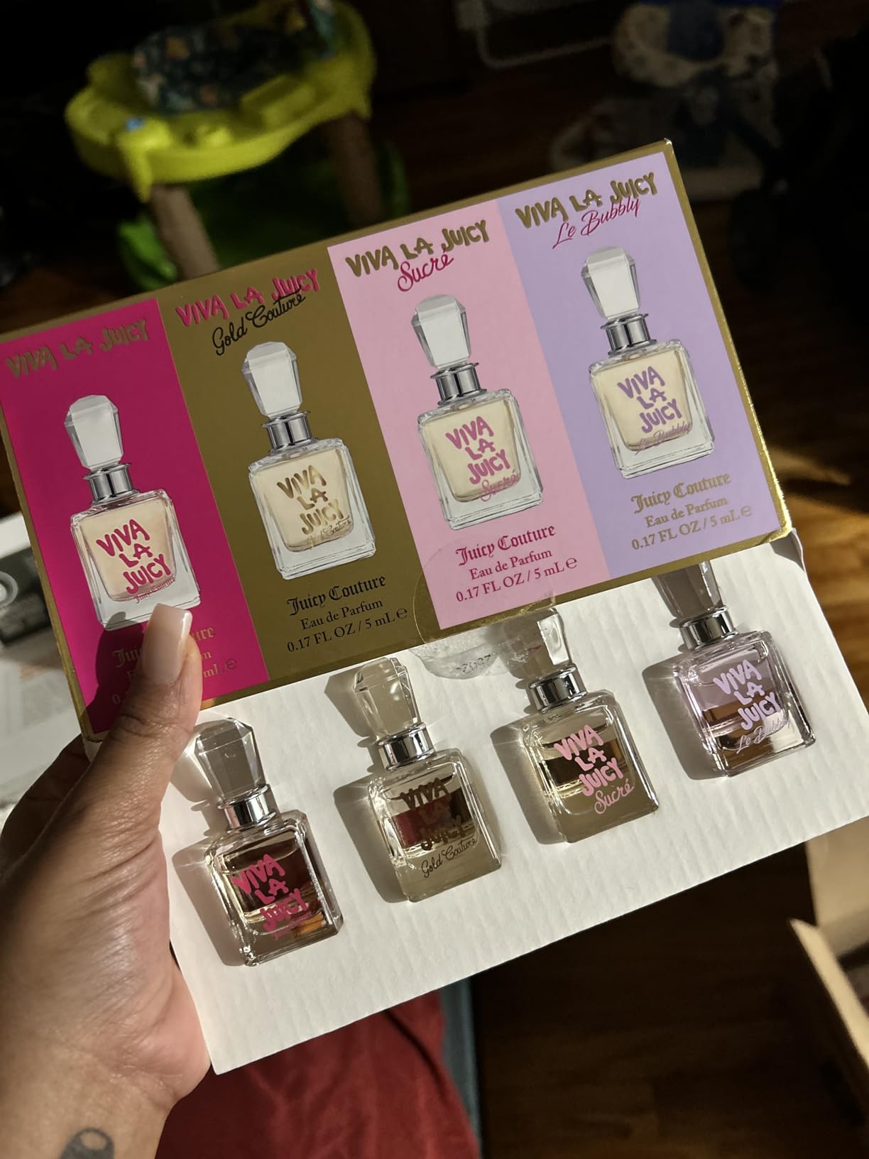Juicy Couture Viva La Juicy Eau De Parfum, Women's Perfume with Notes of Mandarin, Gardenia & Caramel, Floral & Sweet Perfume for Women, EDP Spray customer photo 2