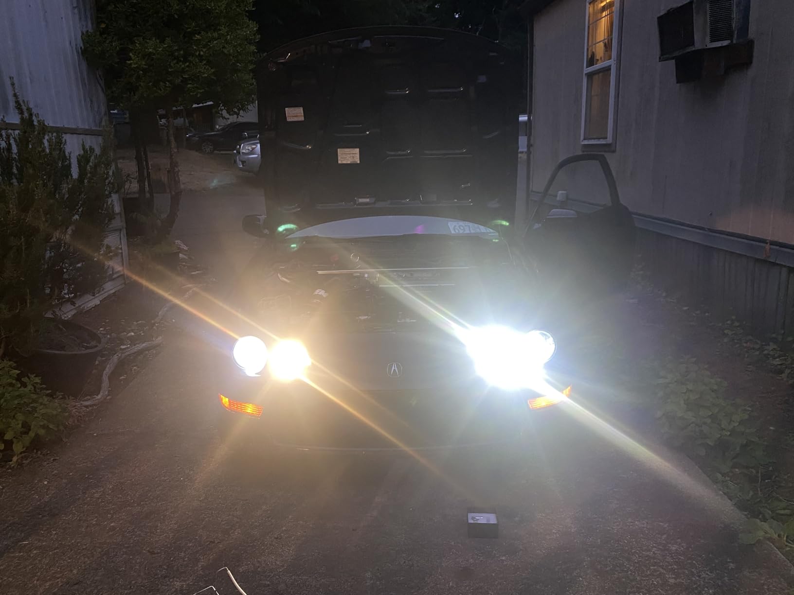 AUXITO H11 H8 H9 Bulbs, 48000LM 1000% Brighter 6500K Cool White Light with Fan, LED Fog Light 30 Years Lifespan, No Flicker customer photo 1