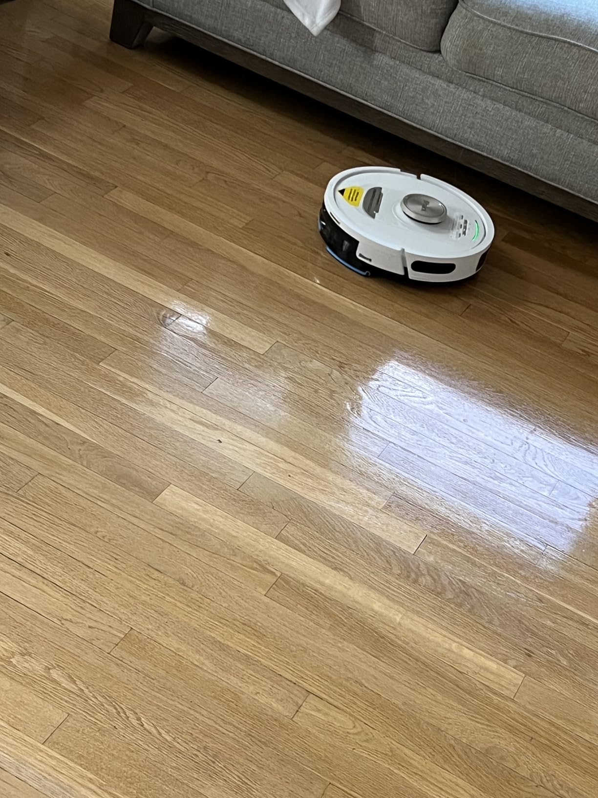 Shark AV2700ZE Stratos 2-in-1 Robot Vacuum & Mop for Carpets & Hard Floors, Powerful Suction & Mopping for Pet Hair, Self-Empty & Self-Clean NeverTouch Base, 60-Day Capacity, HEPA, White customer photo 2