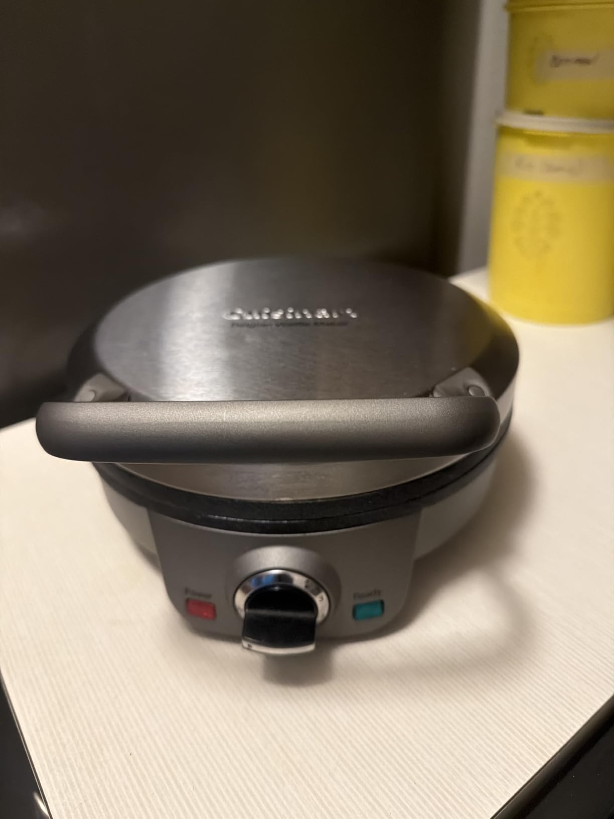 Cuisinart Belgian Waffle Maker, Round Waffle Iron, 6 Setting Adjustable Browning, Audible Alert, Nonstick Plates, WAF-200NAS customer photo 2