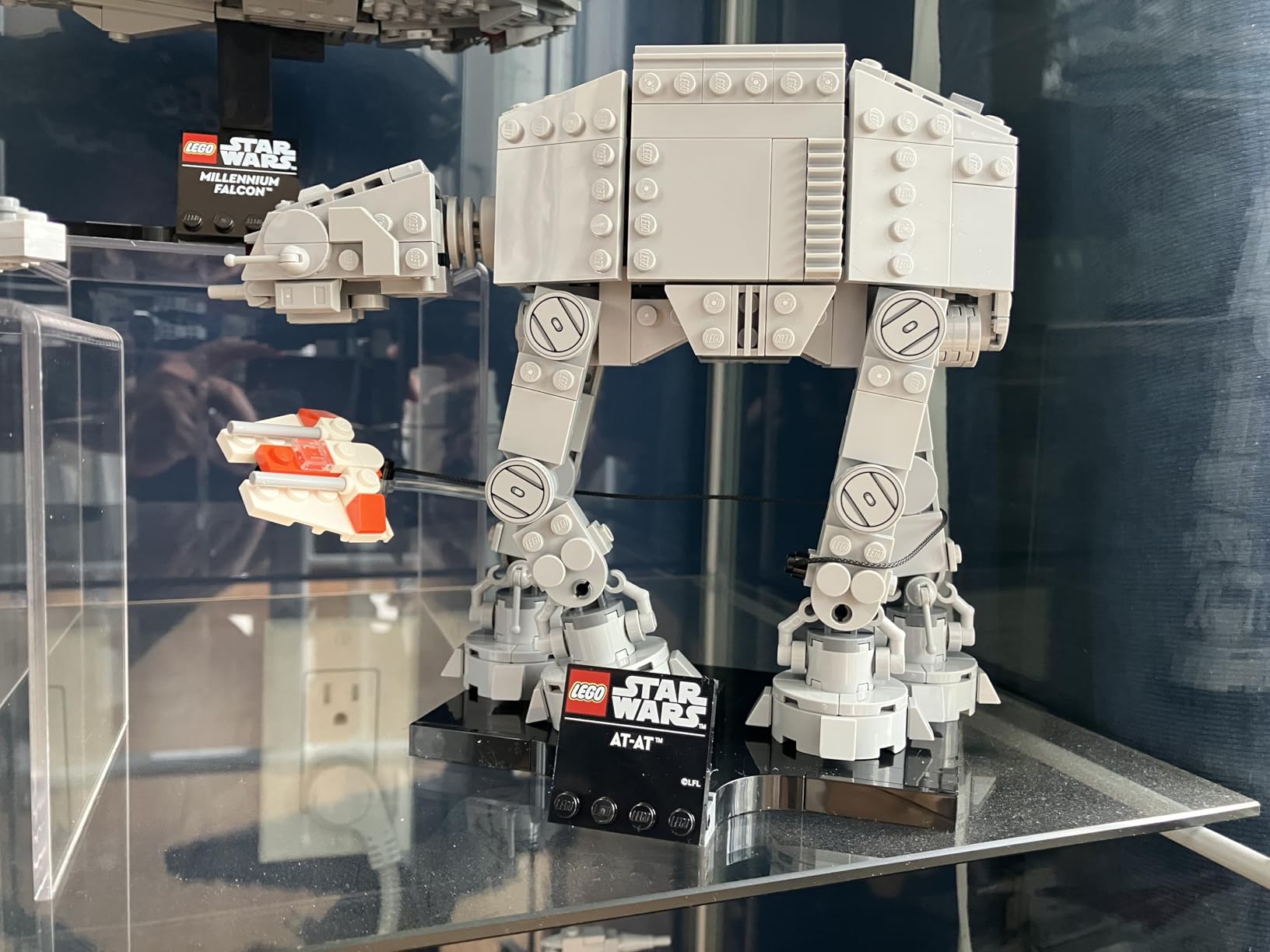 LEGO Star Wars AT-AT Walker Building Set for Adults, Ages 18+ - Collectible & Room Decor for Office, Bedroom, or Book Shelf - Activity for Men, Women, & Movie Fans - Gift Idea for Birthdays - 75440 customer photo 1