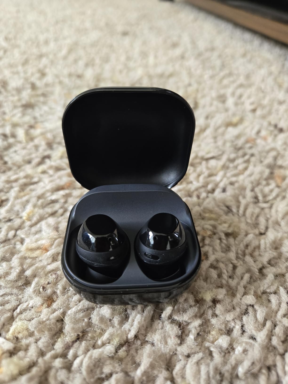 Galaxy Buds Core SM-R410 (2025) | Latin American Stock | Bluetooth 5.4 | Active Noise Cancelation | up to 35h Continuous Music Playblack - (Black) customer photo 2