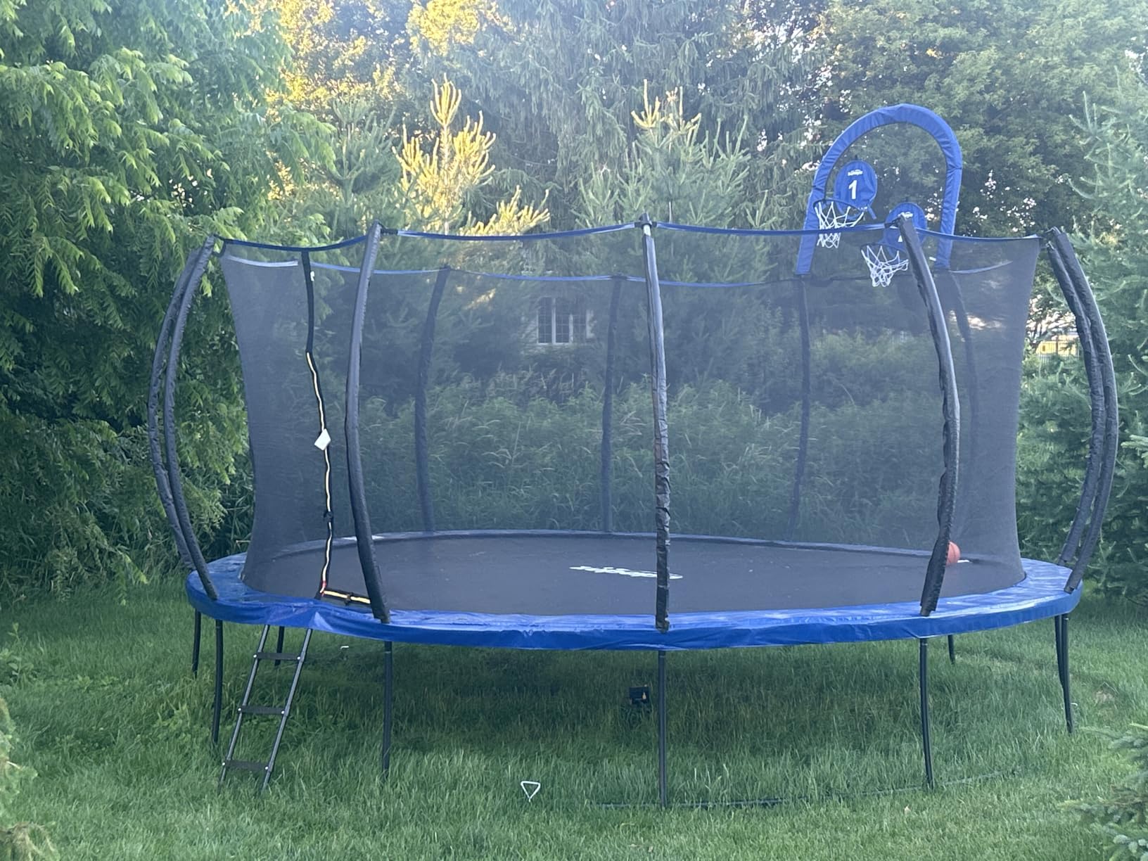 Zupapa 1800LBS No-Gap Design 12-16FT Round Trampoline customer photo 1