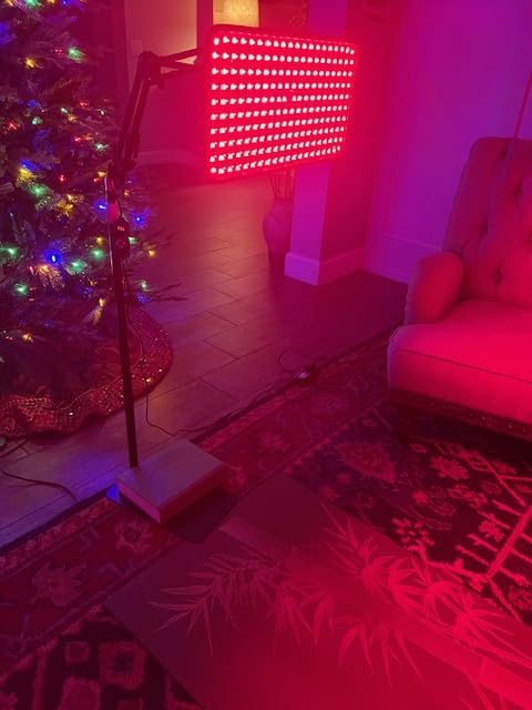 Morfone Red Light Therapy for Body Face - Tri-Wavelength (660nm, 850nm, 940nm) LED Infrared Light Therapy Lamp Panel with Adjustable Stand, Protective Glasses, Home Use customer photo 2
