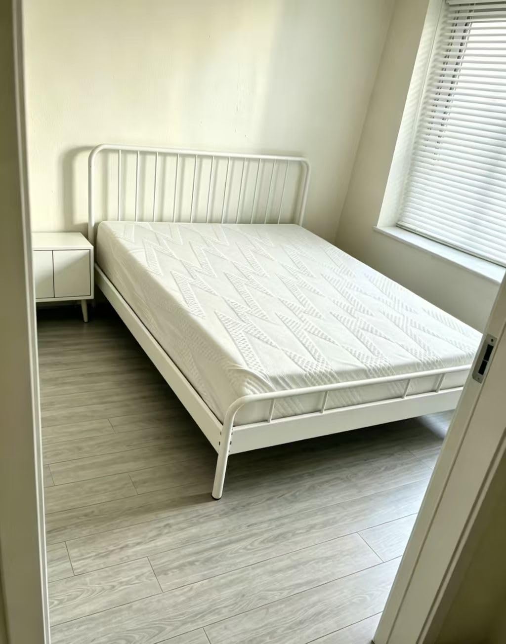 Avenco 10 Inch Twin Size Gel Memory Foam Mattress in a Box, Cooling Night Sleep & Pressure Relief, Grey, Fiberglass Free, CertiPUR-US Certified customer photo 2
