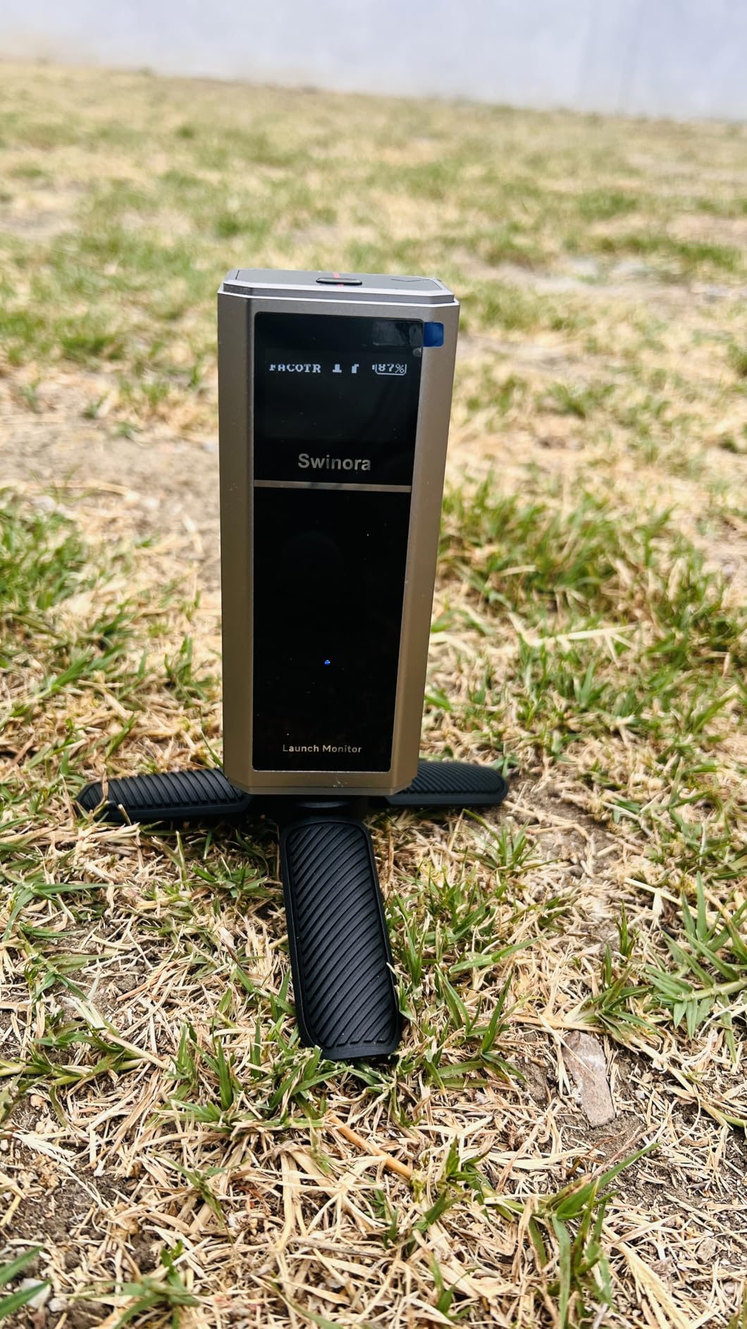 Golf Launch Monitor & Simulator: Portable Swing Analyzer with 13 Metrics, 3D Driving Range, 3D Trajectory & Video Record for iOS/Android customer photo 1