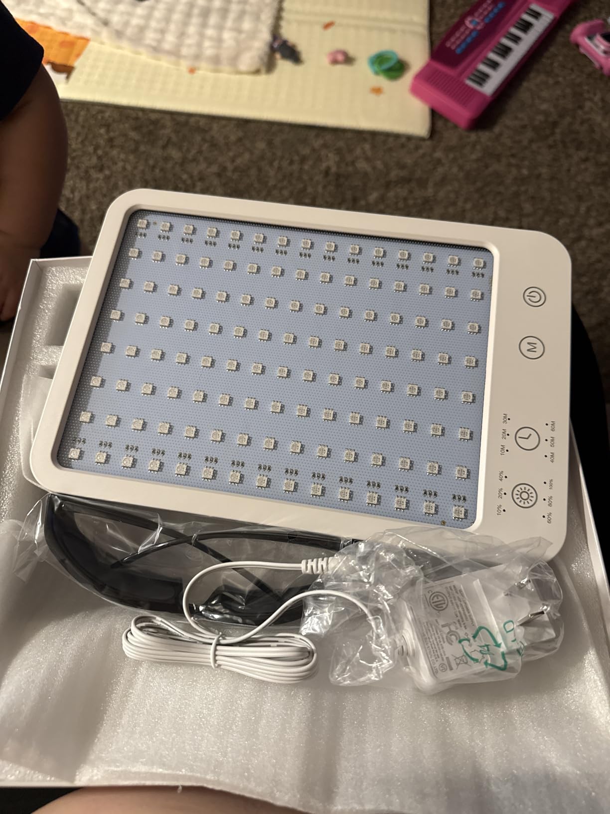 Red Light Therapy for Face Body, Red Light Panel with Adjustable Stand, 660nm and 850nm Near Infrared Therapy Lamp with 3 Modes, 6 Adjustable Brightness and Timer, Home and Travel Use customer photo 2
