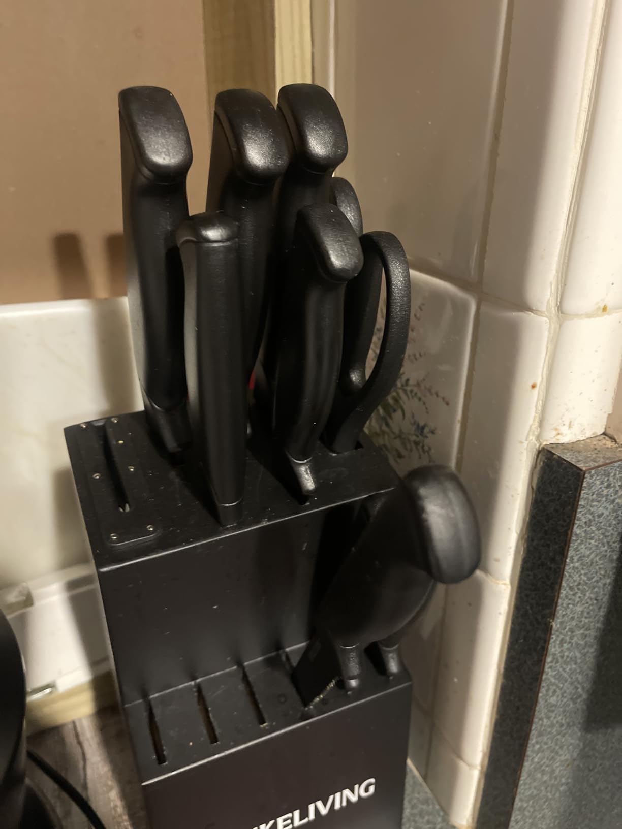 Knife Set, 14-Piece Black Dishwasher Safe Kitchen Knife Block Set with Built-In Sharpener, German High Carbon Stainless Steel Blades, Ultra Sharp Knives with Ergonomic Non-Slip Handles customer photo 1