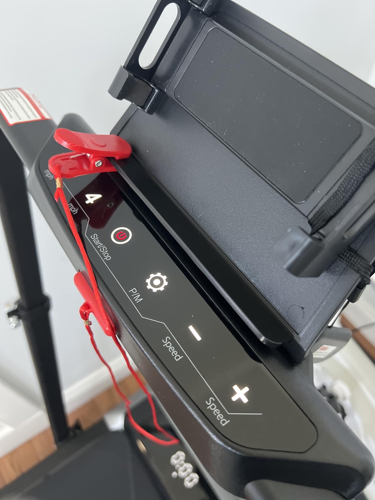 Acezoe Walking Pad with 12% Incline & Height-Adjustable Handlebar, 5-in-1 Foldable Treadmill for Home & Office, Portable Under Desk Treadmill with LED Display & App Control customer photo 1