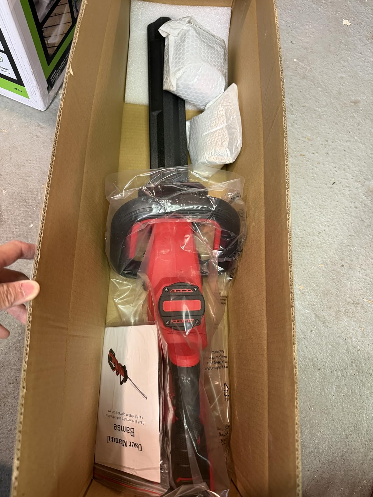 Hedge Trimmer Cordless, 21V Electric Hedge Trimmer with 4000mAh Rechargeable Battery, 14