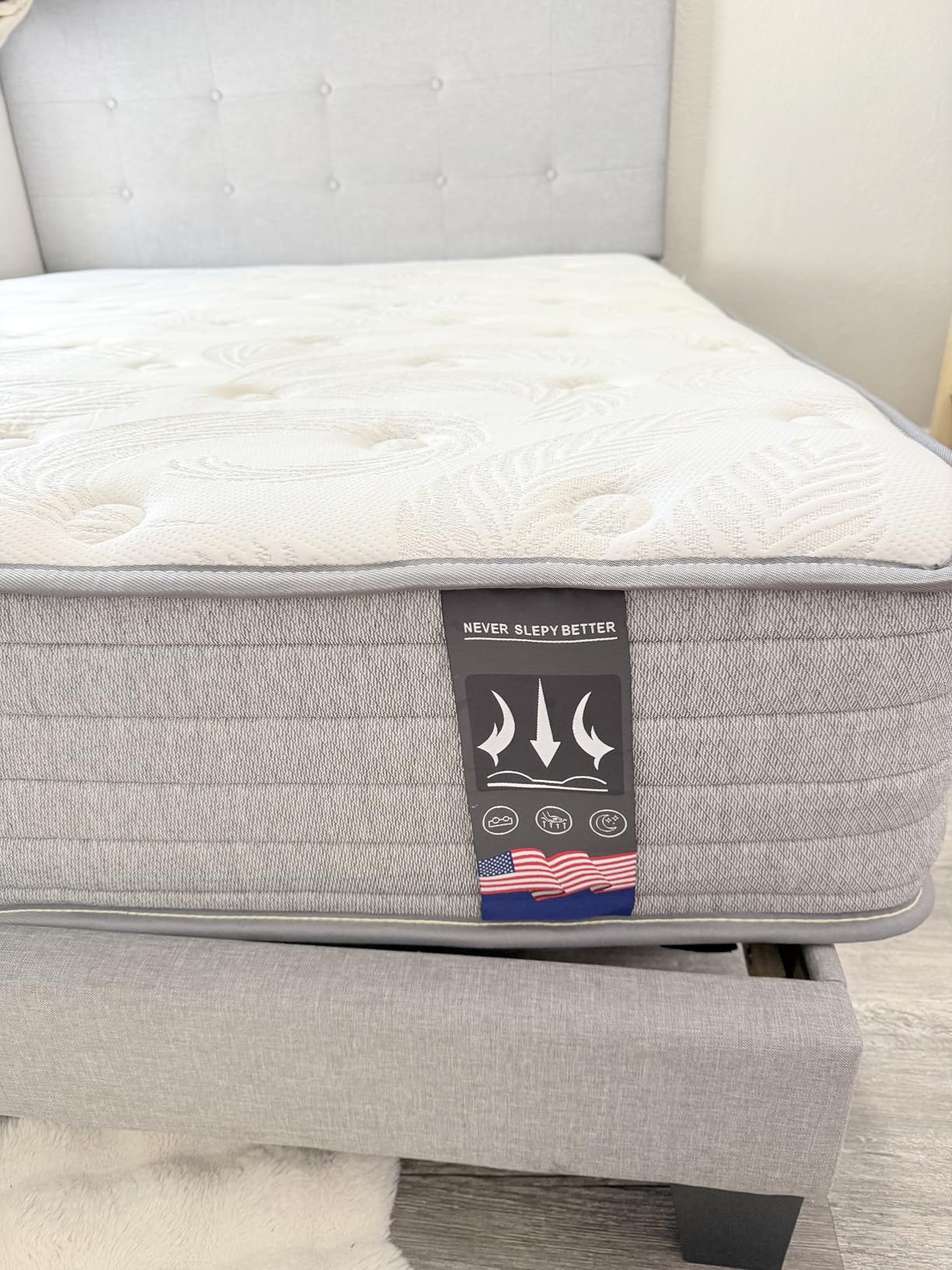 KOW Queen Mattress, 12 Inch Memory Foam Mattress Queen Size Mattresses in A Box with Washable Removable Cover, Medium Firm, Fiberglass Free, Made in USA, CertiPUR-US Certified customer photo 2