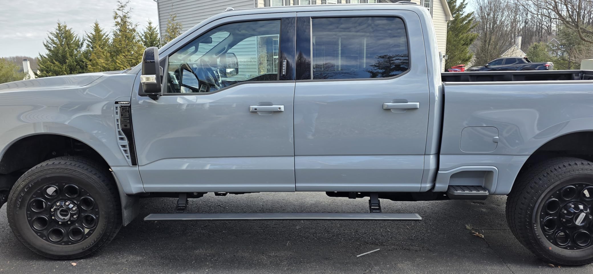 WOLFBOX Power Running Boards for 2021-2026 F150 Supercrew Cab, 2022-2026 F150 Lightning EV/F250/F350/F450/F550, Automatic Electric Retractable Side Steps with Waterproof LED Lights and Motor customer photo 1