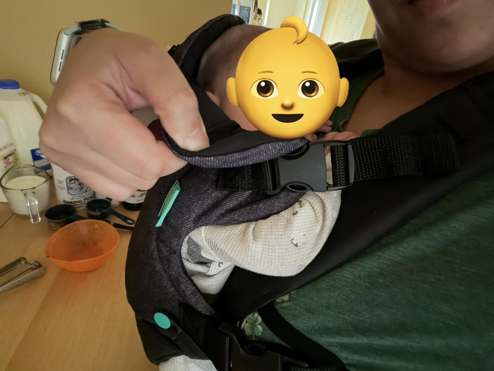 Infantino Flip Luxe 4-in-1 Convertible Baby Carrier, Ergonomic Infant to Toddler Carrier, Updated Lumbar Support, Premium Herringbone Fabric, Elevated Accents, Hands-Free Comfort, 7-35 lbs, Onyx customer photo 1