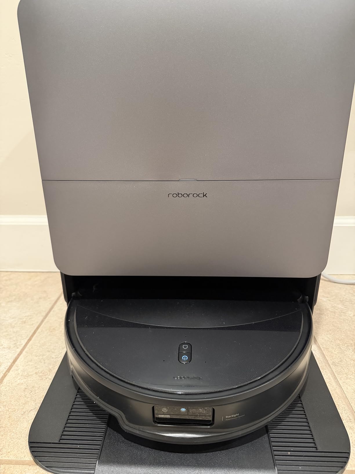 roborock Saros 20 Robot Vacuum and Mop, 36,000 Pa, 3.46 in Double-Layer Threshold, 3.14'' Ultra Slim, Zero-Tangle, 212°F Hot Water Wash, AI Powered Smart Cleaning for Carpet, 300+ Obstacle Avoidance customer photo 1