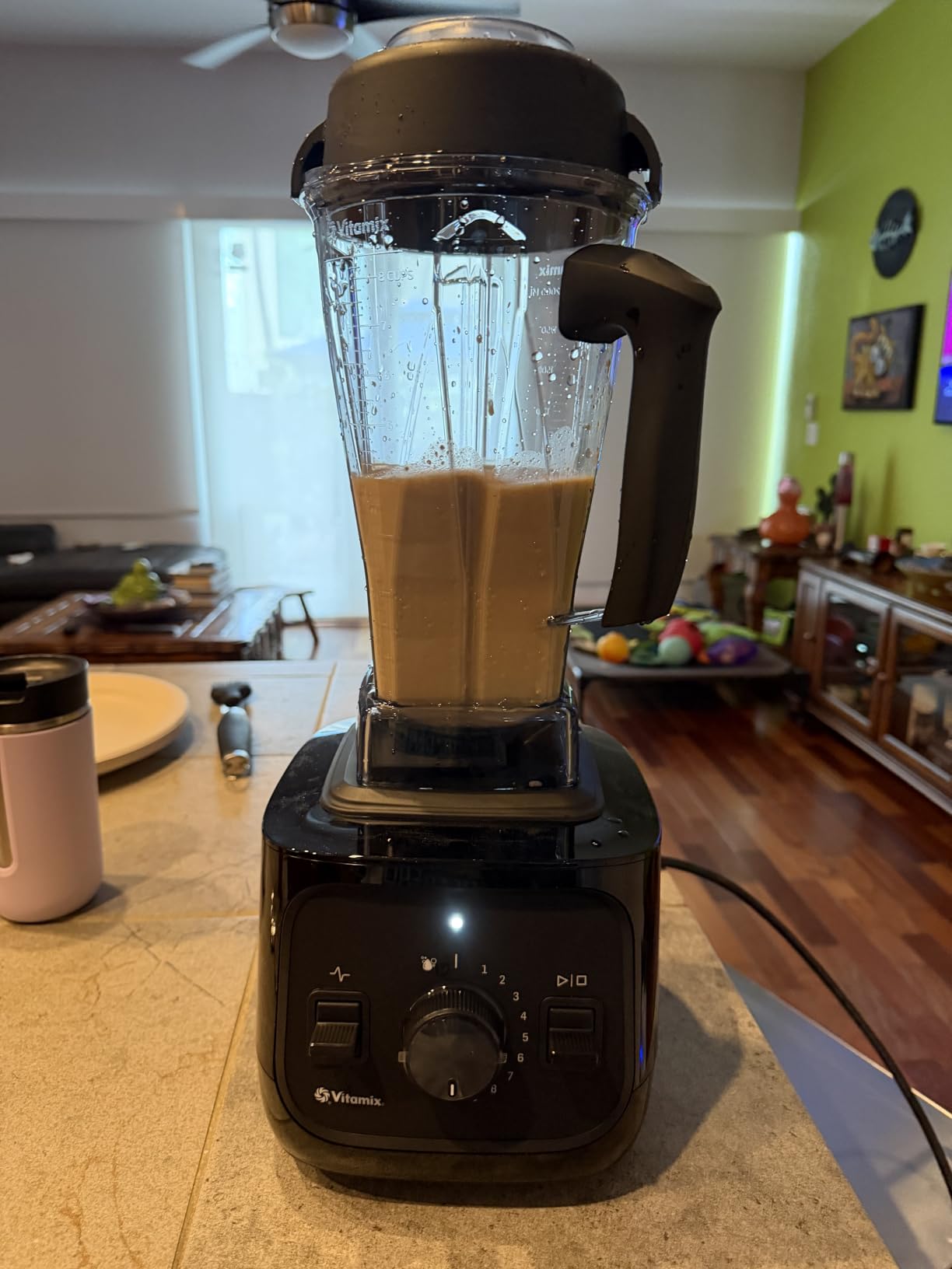 Vitamix VX1 Blender, Professional-Grade Kitchen Blender for Smoothies, Soups, Juices and More, 10-Speeds, Stainless Steel Blades, Self-Cleaning Kitchen Appliance, 64 Oz Classic Container, Black customer photo 1