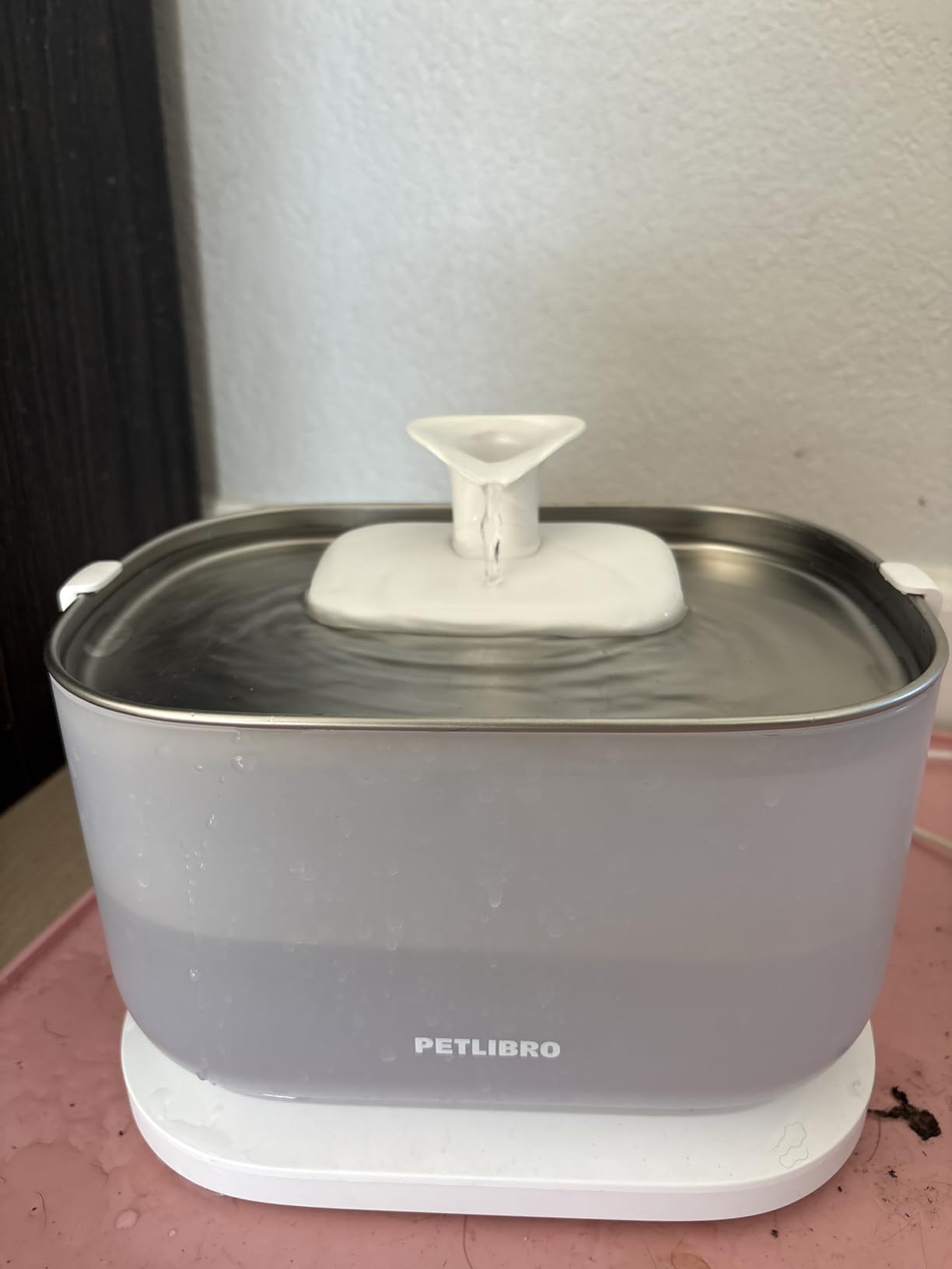 PETLIBRO Cat Water Fountain Stainless Steel Tray, Wireless Pump Cat Fountain, Ultra Quiet Pet Water Fountain, 2.5L Automatic Water Dispenser for Cats, Dual Flow Cat Water Dispenser Easy to Clean customer photo 2