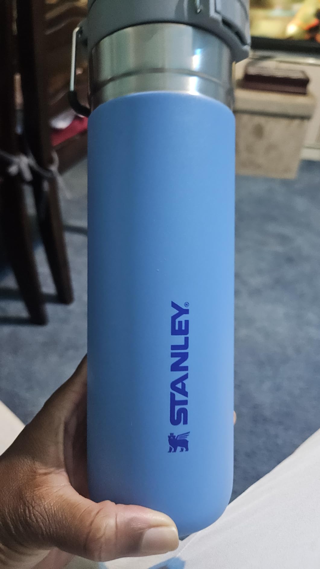 Stanley Quick Flip GO Water Bottle 24 oz | Push Button Lid | Leakproof and Packable for Travel and Sports | Insulated Stainless Steel | BPA-Free | Blue Sky customer photo 1