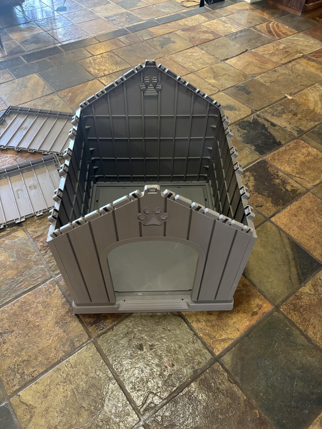 Bifanuo Outdoor Indoor Dog House for Small & Medium Dogs - Weatherproof Shelter with Elevated Floor, Hidden Vents & Tool-Free Assembly (Classic Grey, 26.18'' L x 24.03'' W x 25.98'' H) customer photo 1