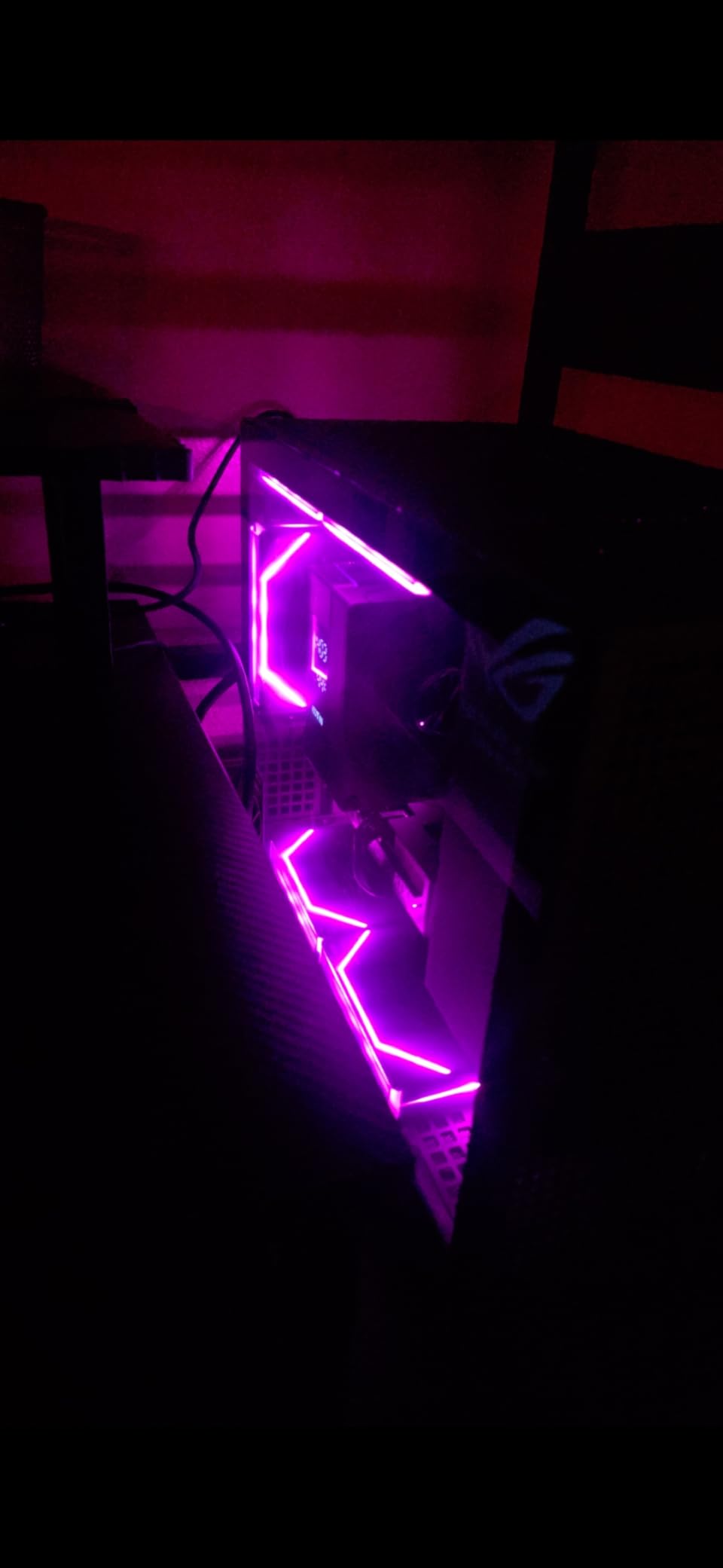 KOTIN Prebuilt Gaming PC Desktop, AMD Ryzen 5 9600X up to 5.4GHz, GeForce RTX 5060 8GB, 16GB DDR5-6000, 1TB PCIe 4.0 NVMe SSD, 650W 80+ Gold PSU, WiFi 7, Win 11 Home, 1080p/1440p Gaming Tower customer photo 2