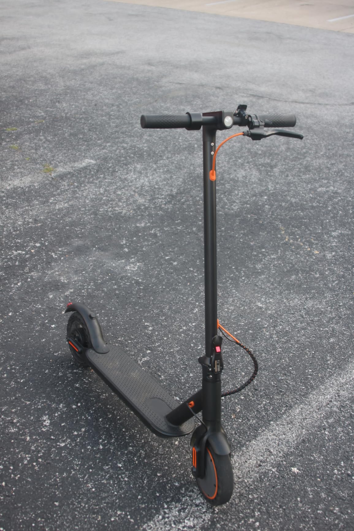 VOLPAM 10''/11'' Electric Scooter with Dual Suspensions, 19/22MPH, 500W/800W Motor, 60/40/31/23 Miles Long Range, Dual Braking, Max Load 264 lbs customer photo 2