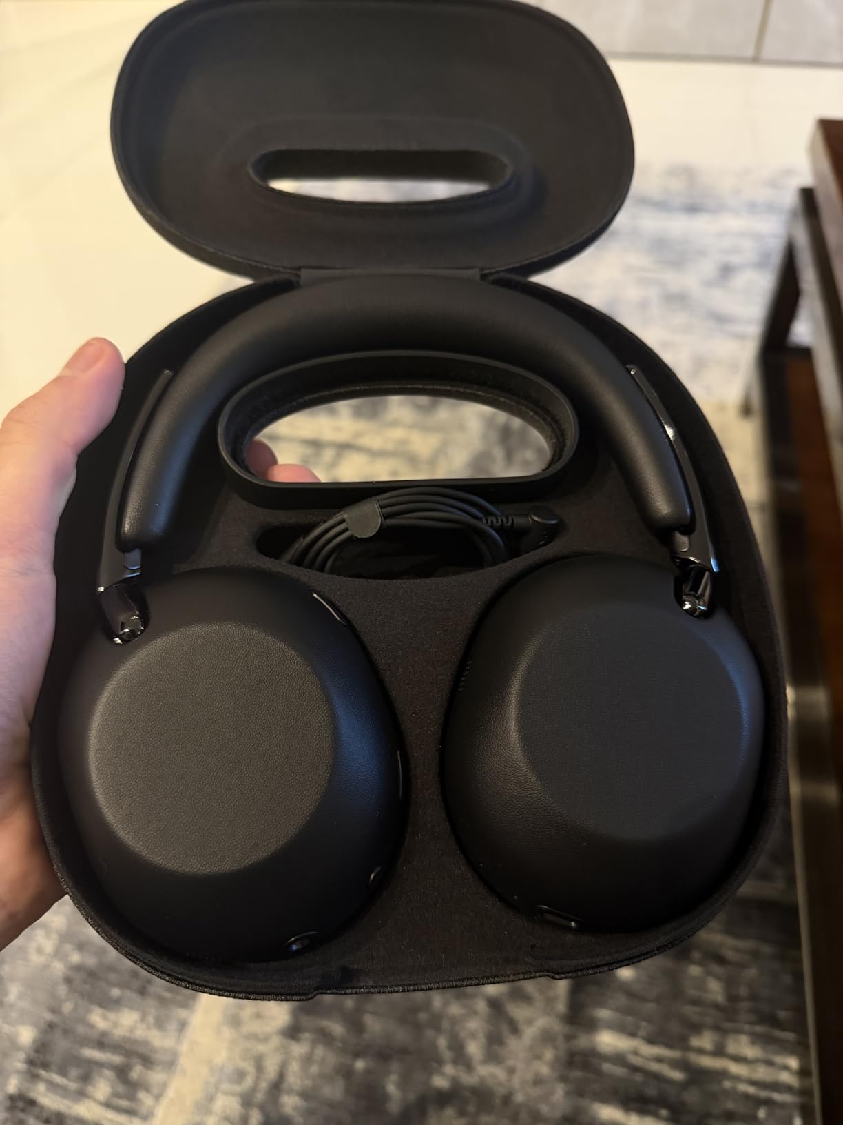 Sony 1000X THE COLLEXION Wireless Noise Cancelling Headphones, Luxury Comfort with Curated Materials, HD NC Processor QN3, 12 Microphones, Spatial Audio, 24-Hour Battery, Black customer photo 2