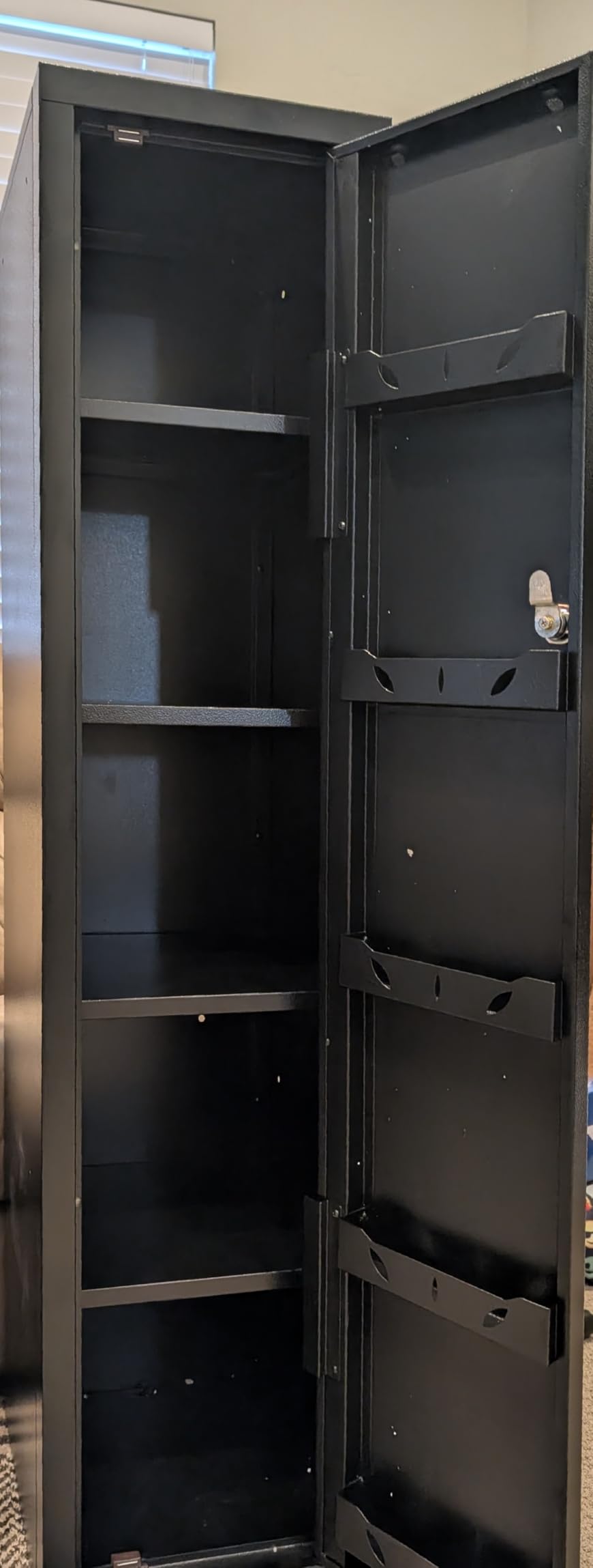 KAER 2-4 Gun Safe for Rifle and Pistols Electronic Gun Security Cabinet Quick Access Rifle Security Safes Gun Cabinet for Shotguns with Built-in Removable Storage Shelf 2026 customer photo 1