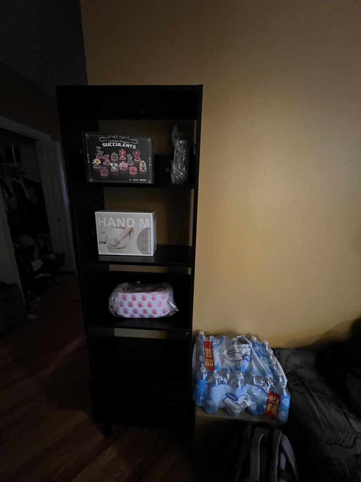 Furnify Open Shelf Cube Bookcase, 68