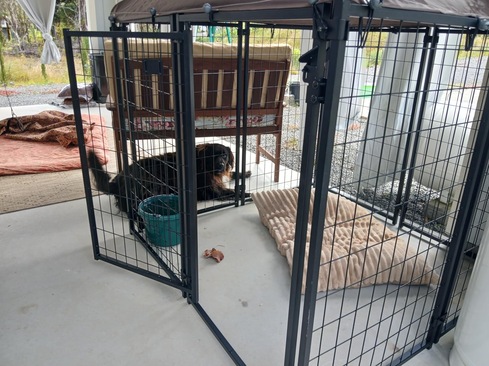 PawHut 4.7' x 4.7' x 5.1' Outdoor Dog Kennel, Welded Wire Dog Kennel Outside Run with Waterproof & UV Resistant Cover, for Small and Medium Breeds customer photo 1