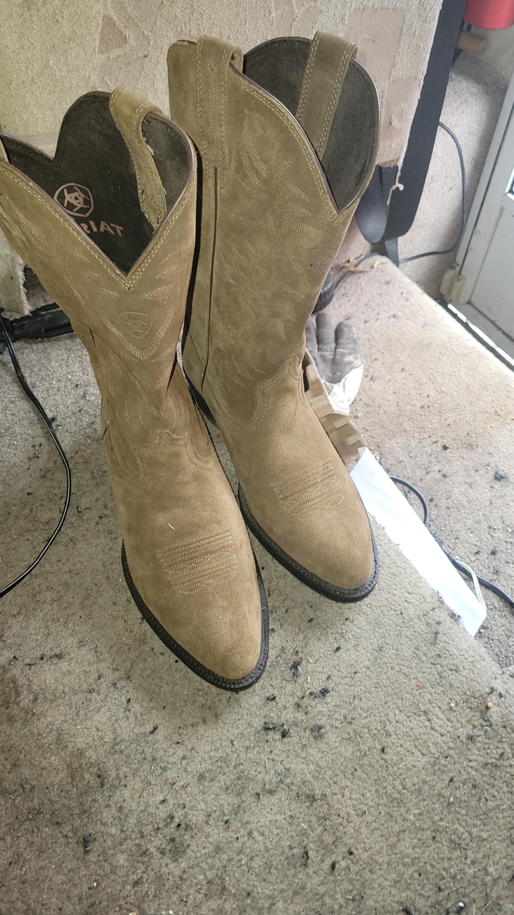 Justin Men's Heritage R Toe Western Boot customer photo 1