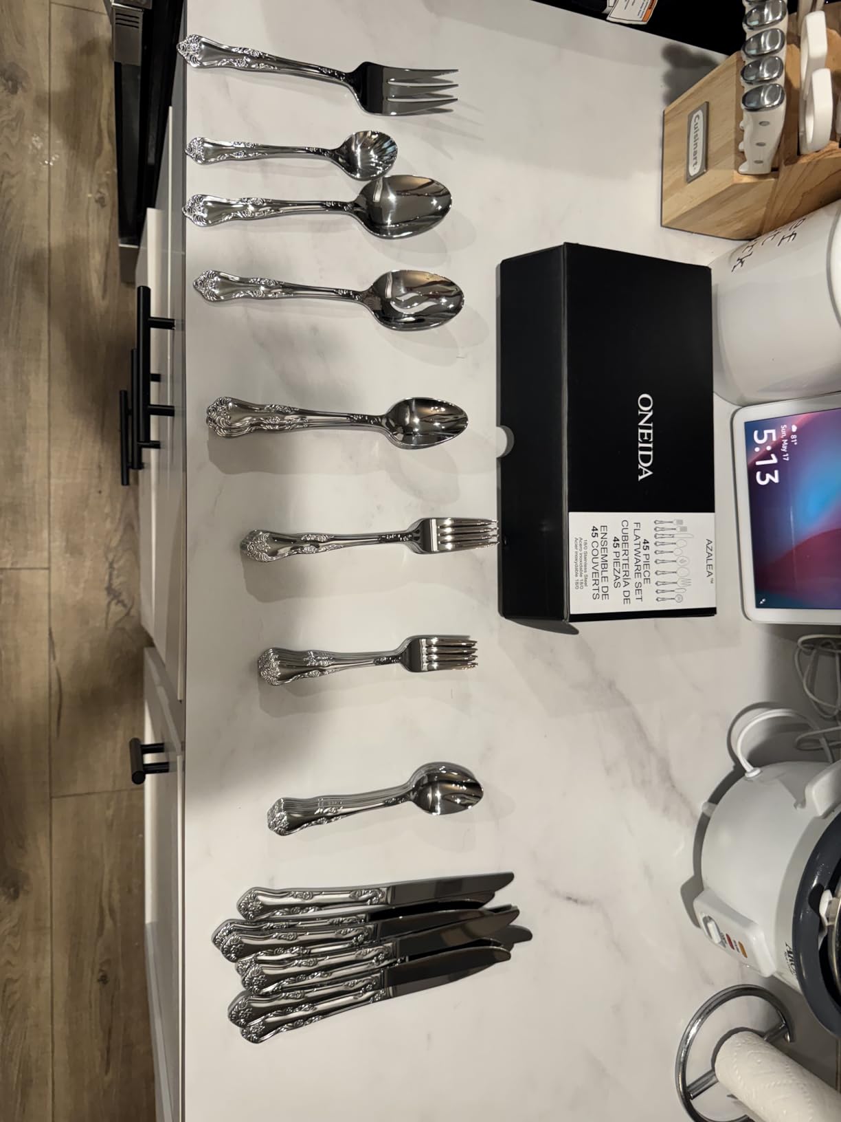 Oneida Silverware Set For 8, Azalea 45-Piece Everyday Flatware Set with Serving Utensils, Floral, Service For 8, 18/0 Stainless Steel, Dishwasher Safe, Knives Spoons And Forks Sets (Silver, 45 Pieces) customer photo 1