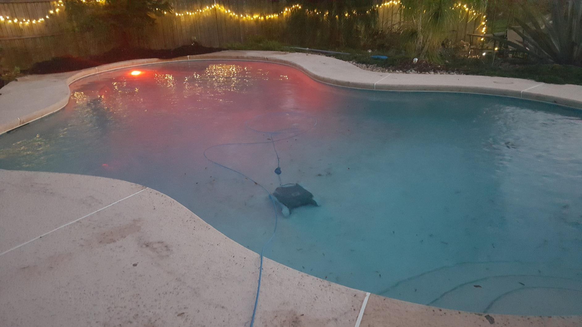 Dolphin Escape Robotic Pool Cleaner (2026 Model) -- Massive Top-Loading Filter, Dual Motors, HyperBrush, HyperGrip Tracks, Smart Navigation -- for Above Ground & In-Ground Pools up to 33ft customer photo 1
