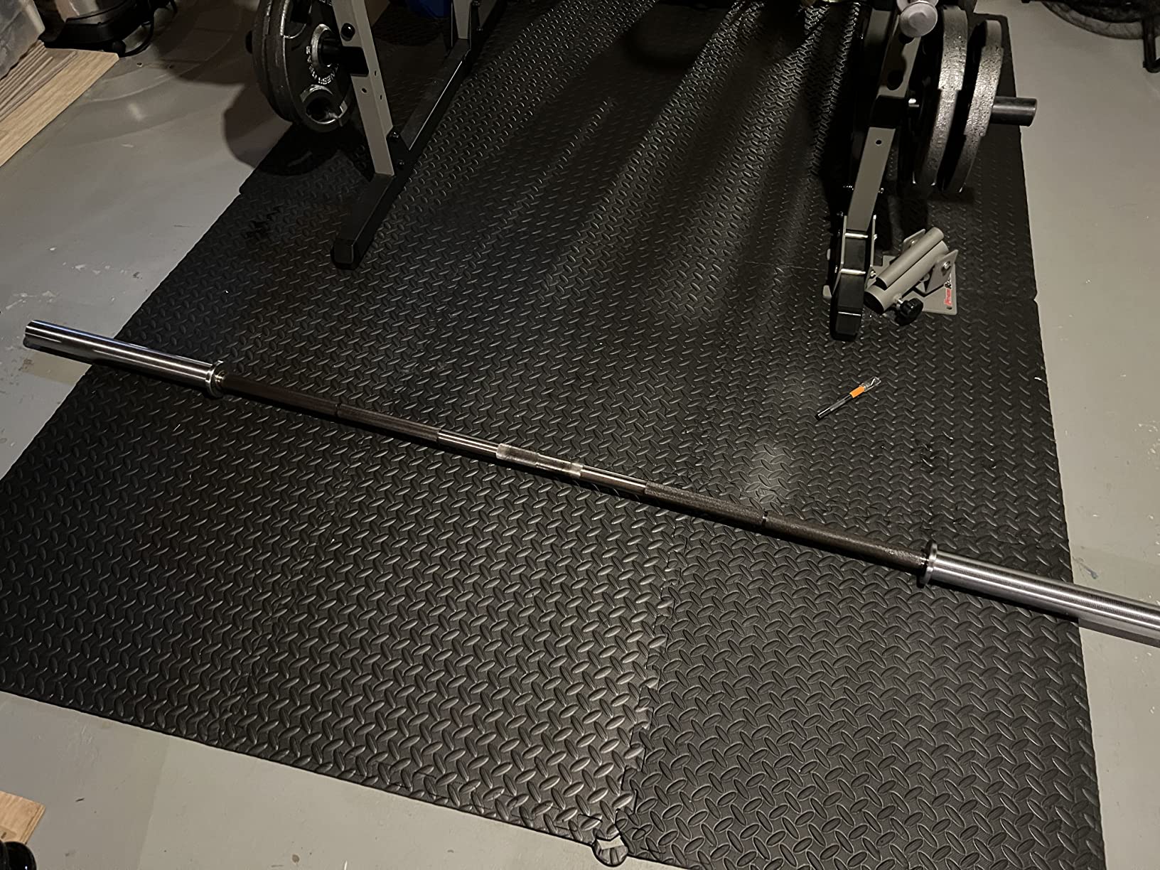 Bells of Steel Powerlifting Bar 2.0, Heavy-Duty Power Barbell, Olympic Bar for Powerlifting, Aggressive Knurling, 29mm Diameter, 44 lb, 1500lb Capacity customer photo 1