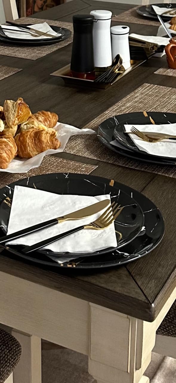 Berglander 20 Piece Titanium Gold Plated Stainless Steel Flatware Set, 20 Pieces Golden Silverware Set, Golden Cutlery Set, Service for 4 (shiny Gold) customer photo 2