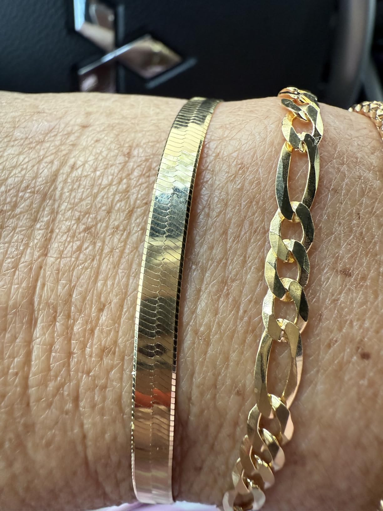 Miabella 18K Gold Plated 925 Sterling Silver Italian 5mm Diamond-Cut Figaro Chain Bracelet for Women Men, Made in Italy customer photo 2