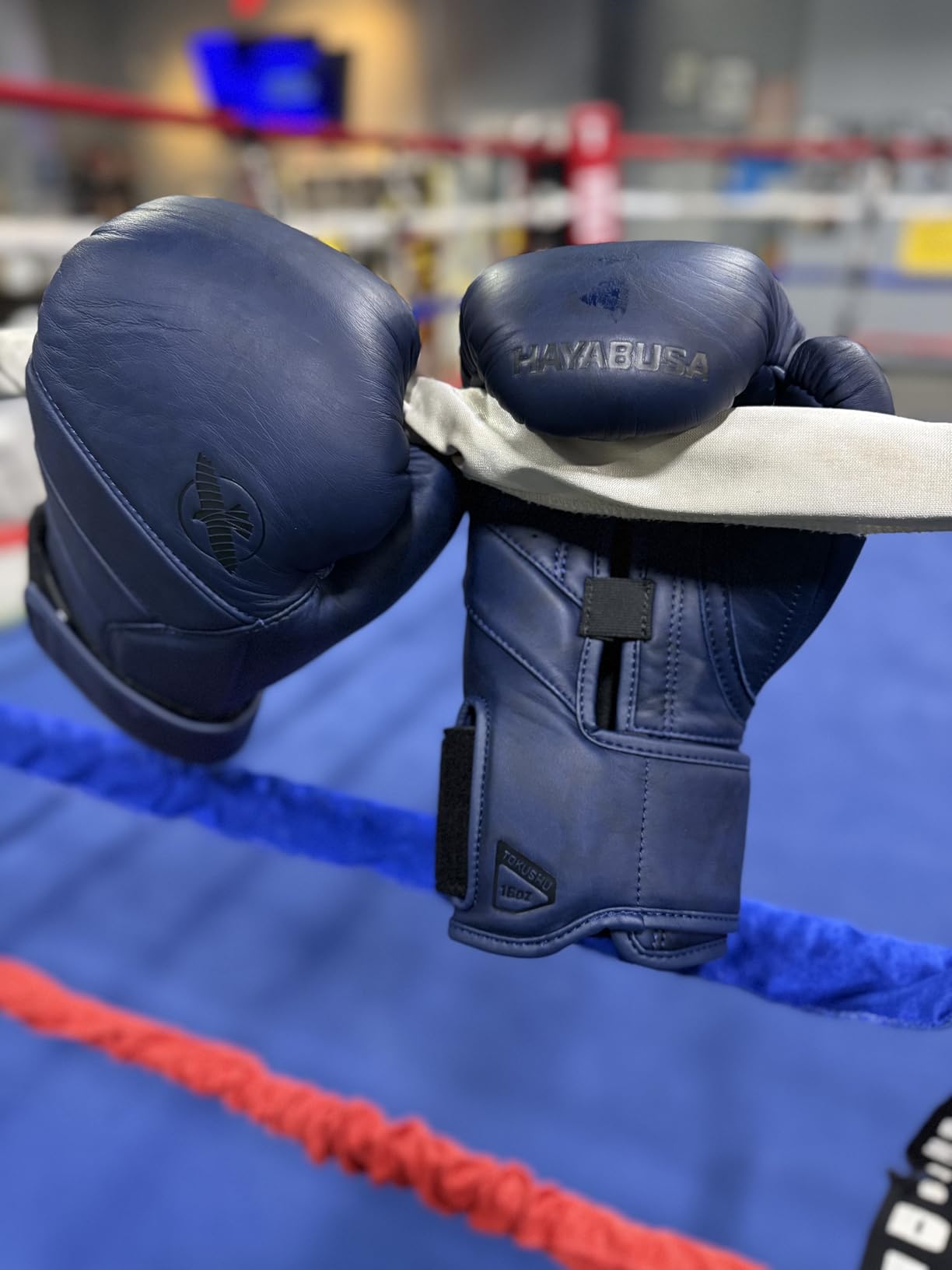 Hayabusa T3 LX Leather Boxing Gloves Men and Women for Training Sparring Heavy Bag and Mitt Work customer photo 2
