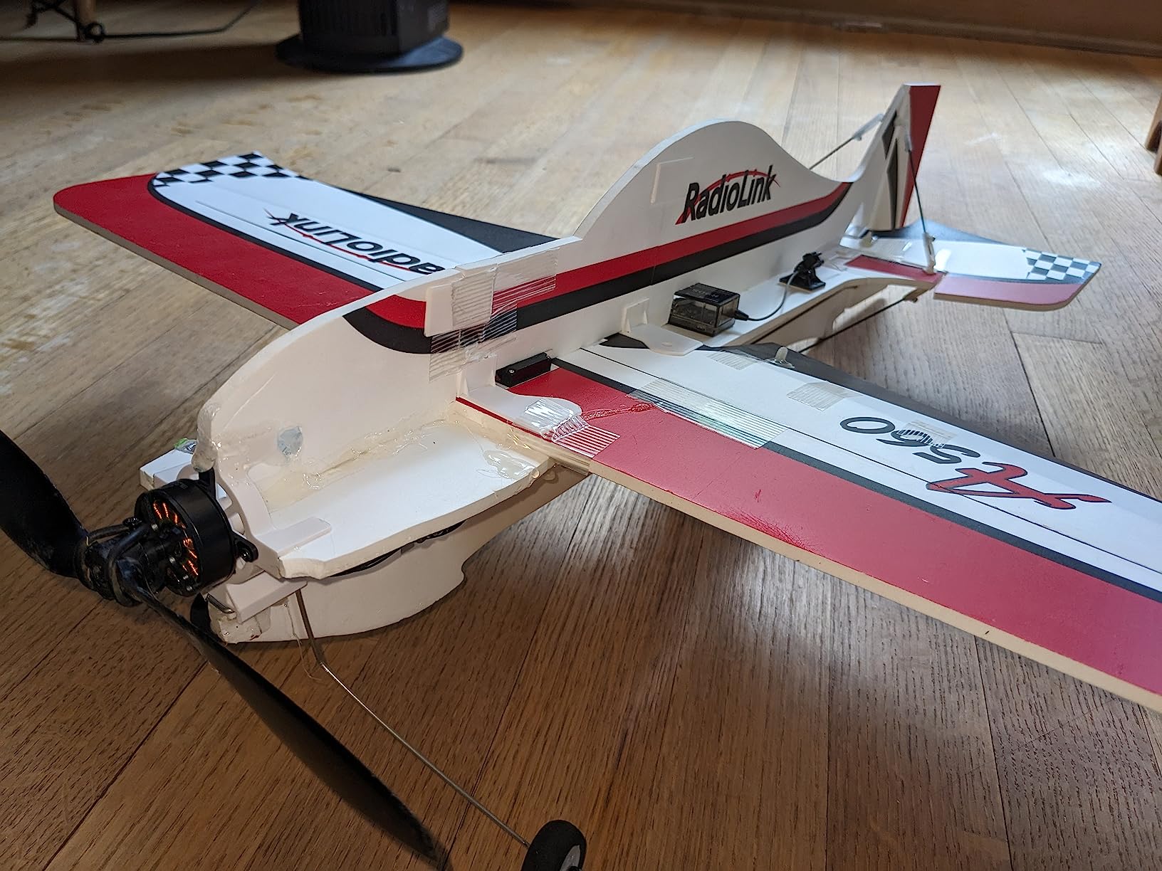 Radiolink A560 Ready to Fly (RTF) RC Airplane, 3D Fixed Wing 580mm Wingspan RC Plane, EPP Durable Material, Byme-A Gyro Flight Controller Stabilized for Beginners, Kids and Adults customer photo 2