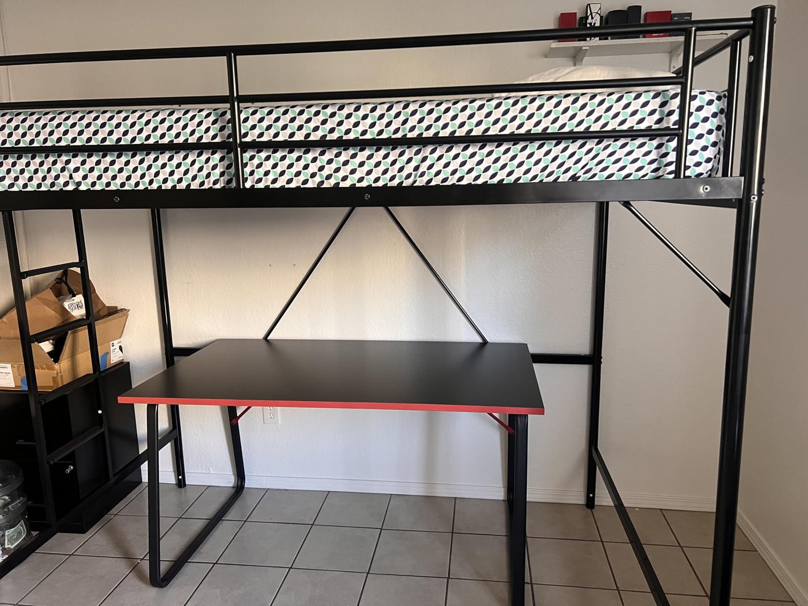 VINGLI 71 Inches Tall Loft Bed Twin Size with Flat Ladder Rung for Kids Teens Adults Heavy Duty Metal Single Bunk Bed Loft with Safety Guard Rails for Small Space, Black customer photo 2