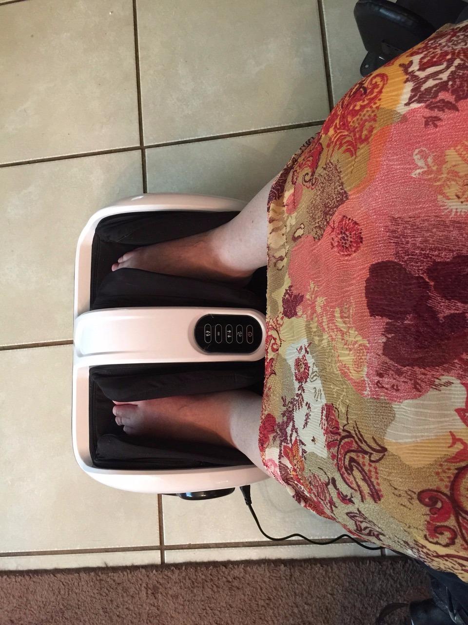 Cloud Massage Shiatsu Foot Massager with Heat, Standard Size, Black | Deep Kneading & Compression, Adjustable Intensity, Multi-Mode Leg and Foot Massager with Remote Control, Anti-Slip Base customer photo 2