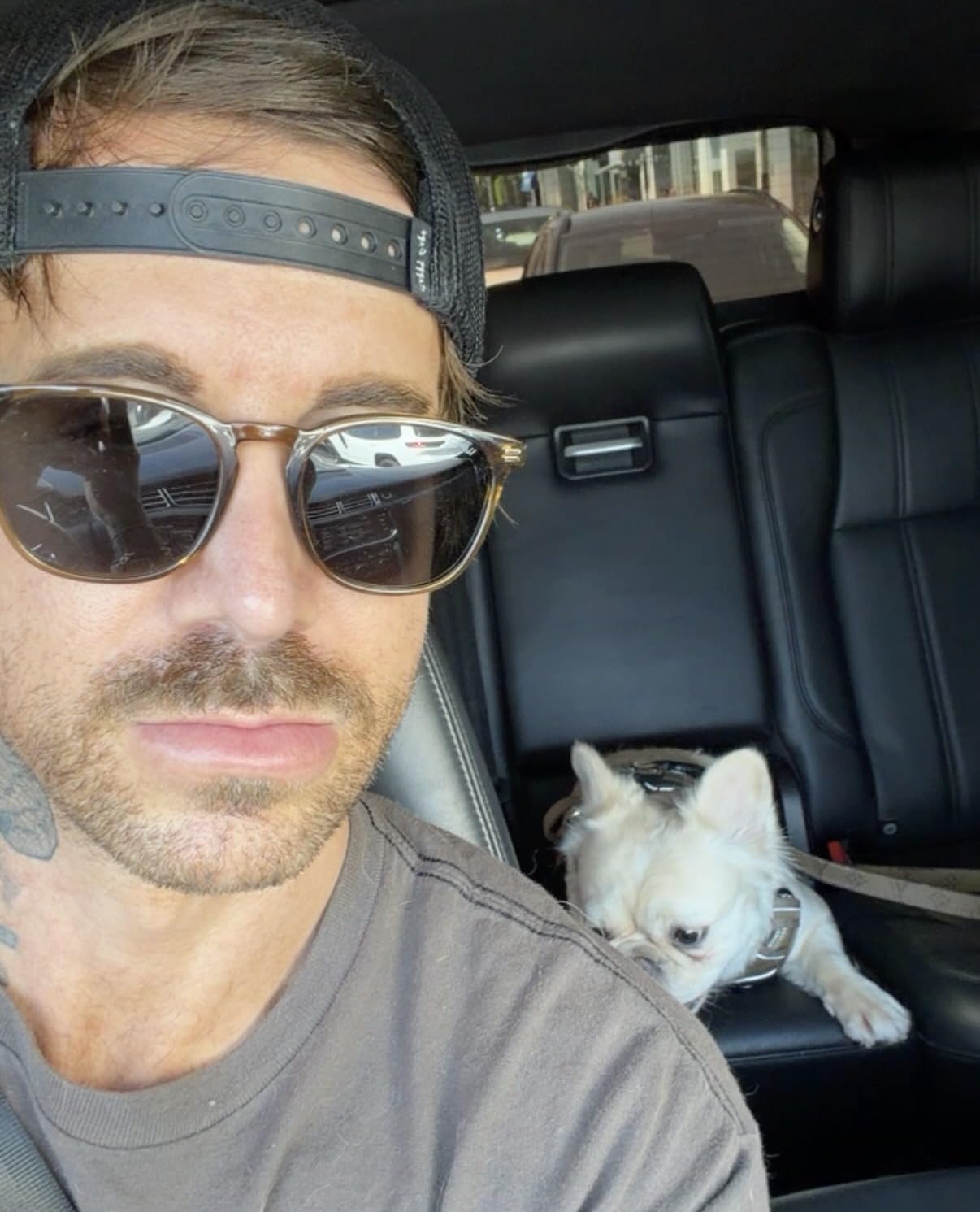 WMP Eyewear - Men's Polarized Modern Rounded Square Sunglasses customer photo 1