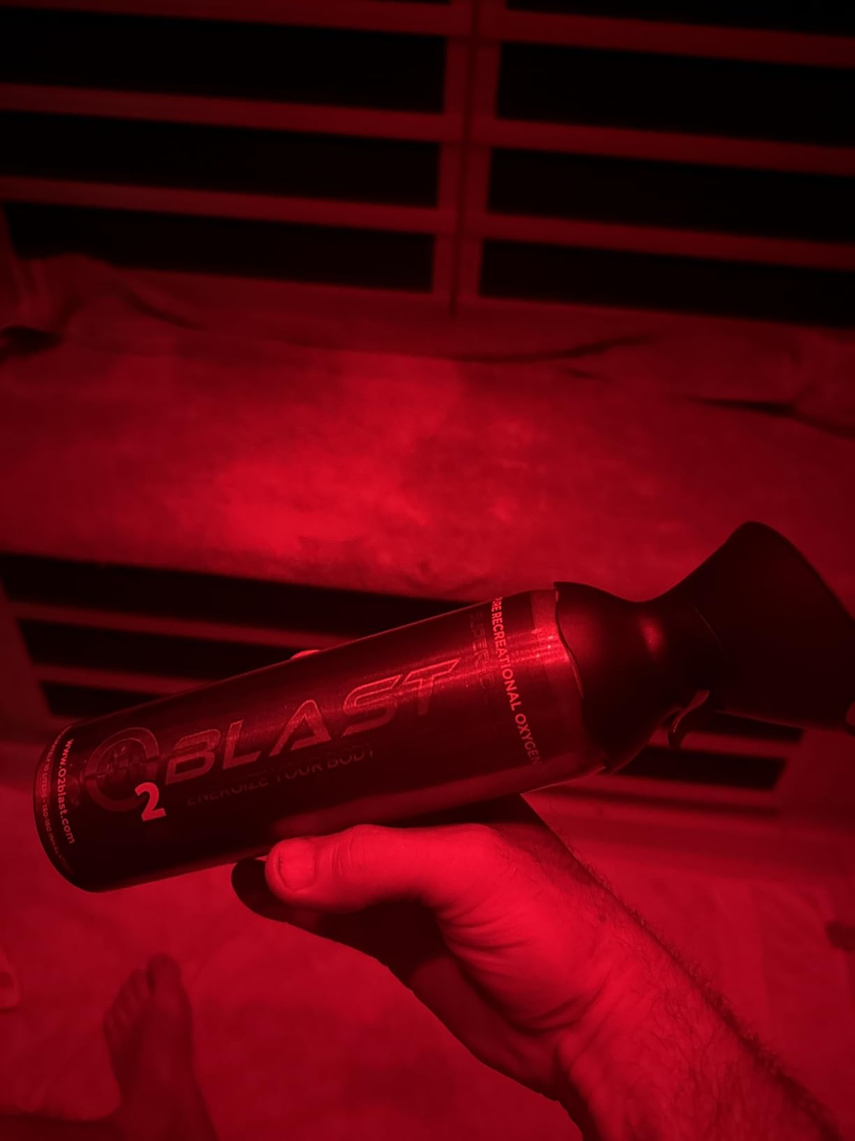 O2 Blast - Pure Oxygen Supplement, Portable Can Filled with 99.99% Pure Oxygen with Custom Breathing Mask, Energy, Performance, Fast Recovery Time, Ideal for High Altitude & Sports - 10L, 6-Pack customer photo 2
