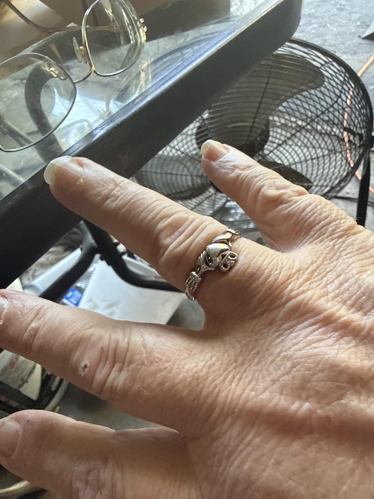PROSILVER 925 Sterling Silver Claddagh Ring/Celtic Knot Ring for Women, Irish Wedding Band, Rose Gold Plated/Gold Plated, Size 4-12, Come with Box customer photo 1