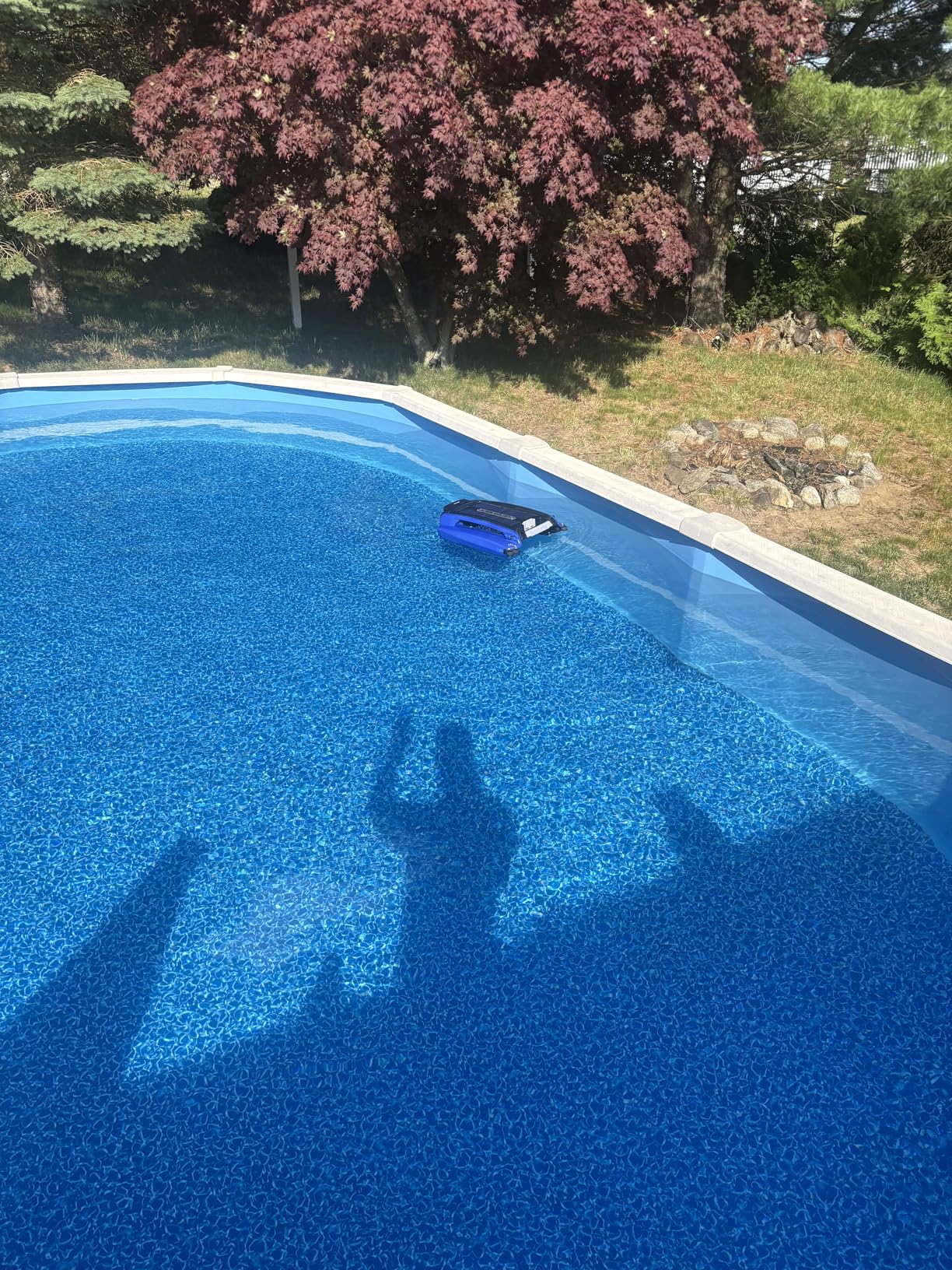 Betta SE Solar Powered Automatic Robotic Pool Surface Skimmer Cleaner with 24/7 Continuous Cleaning Battery Power and Re-Engineered Twin Salt Chlorine Tolerant Motors (Blue) customer photo 2