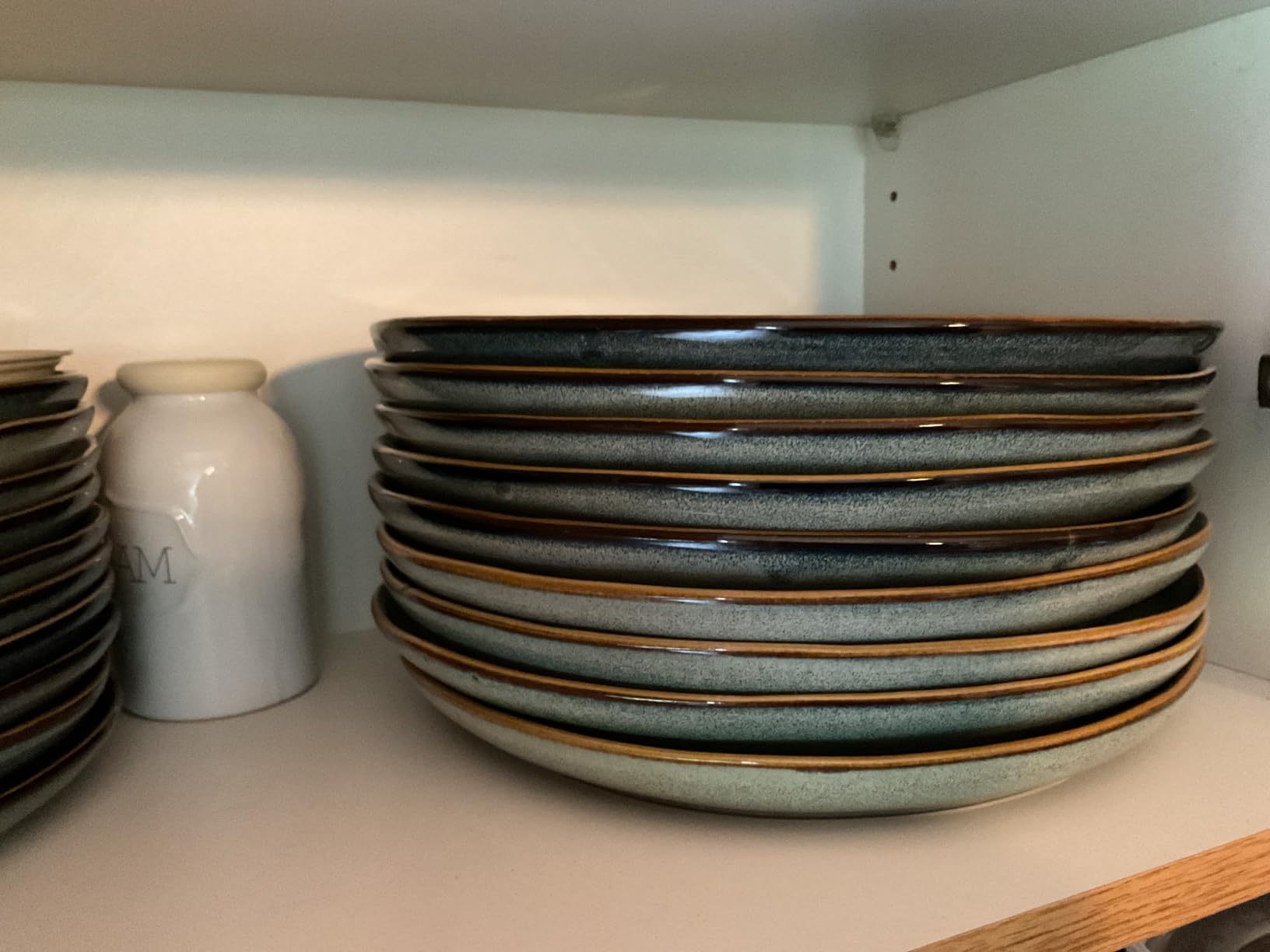 AmorArc Ceramic Dinnerware Sets, Handmade Reactive Glaze Stoneware Plates and Bowls Sets, Highly Scratch Resistant | Dishwasher & Microwave Safe Dishes Set, Service for 6 (18pc) customer photo 1