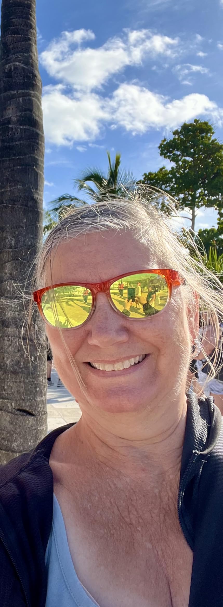 Tifosi Swank Sport Sunglasses - Tangle Free - Ideal For Cycling, Golf, Hiking, Pickleball, Running customer photo 2
