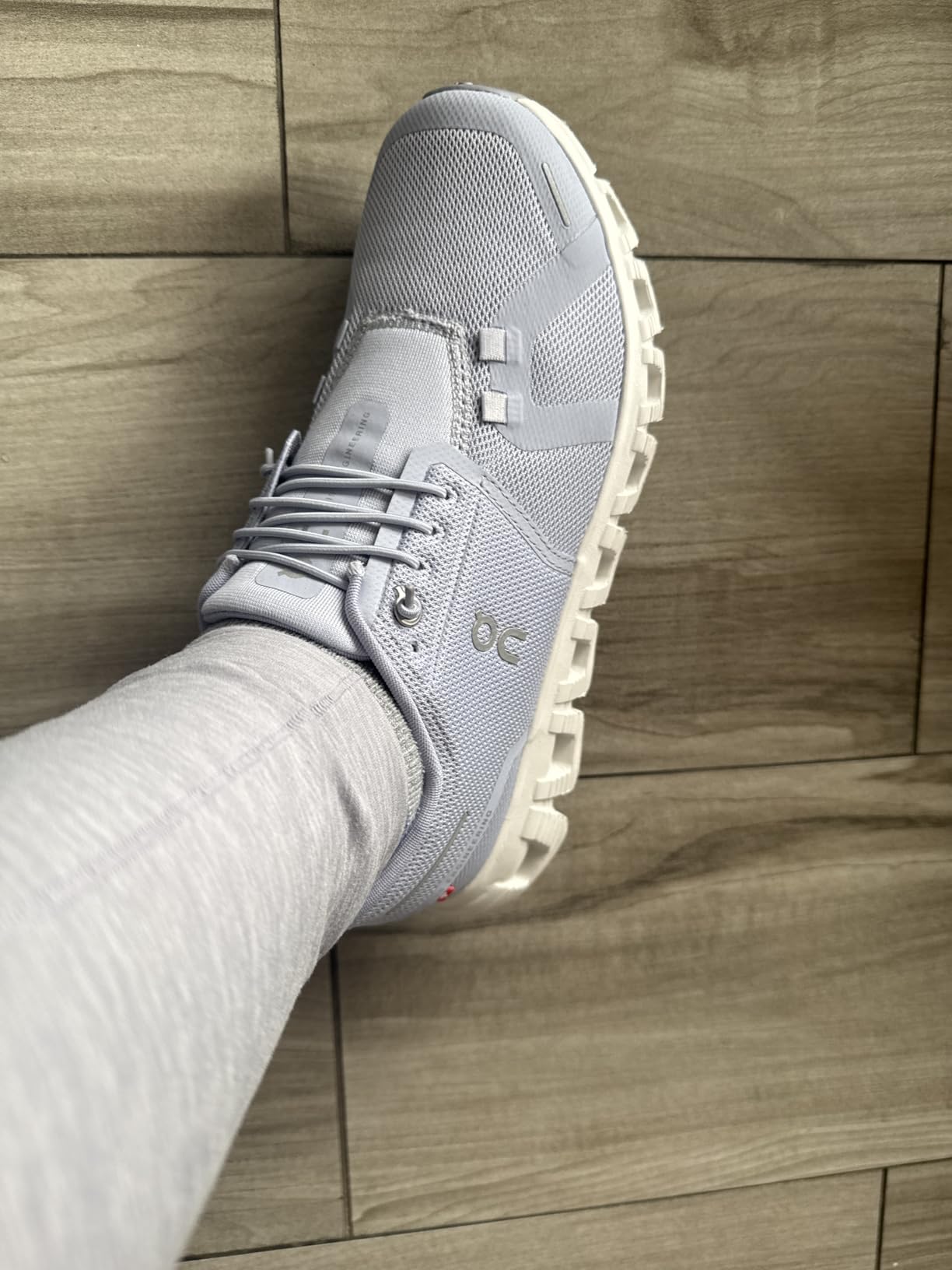 Womens Cloud 6 customer photo 1