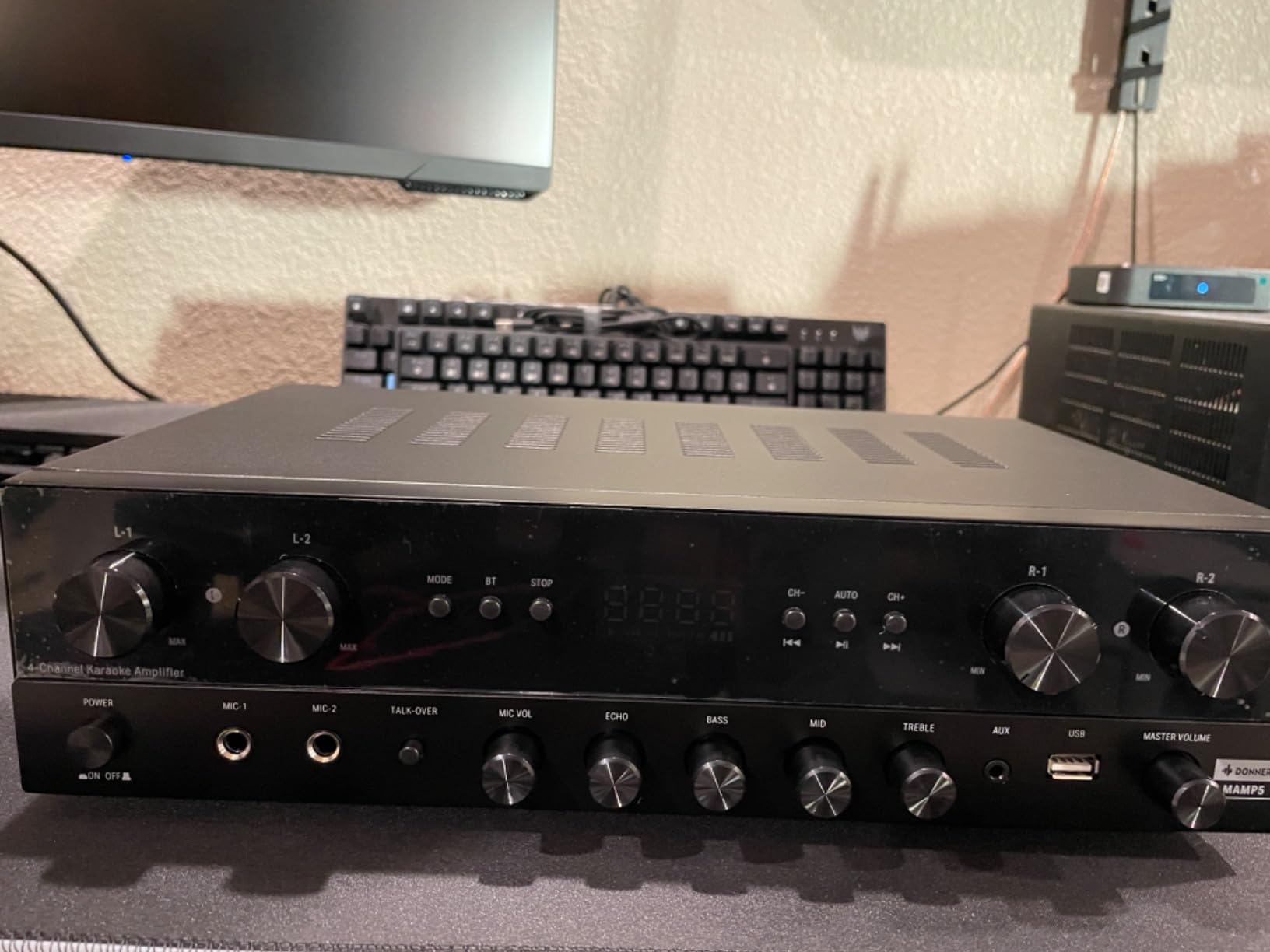 Donner Stereo Receivers Home Audio Amplifier, Premium 1000W Peak Power 4 Channel Amplifier with Bluetooth 5.0, USB, FM, 2 Mic-in, Echo, RCA, Optical/Coaxial Input for Home, Karaoke, Theater Speakers customer photo 2