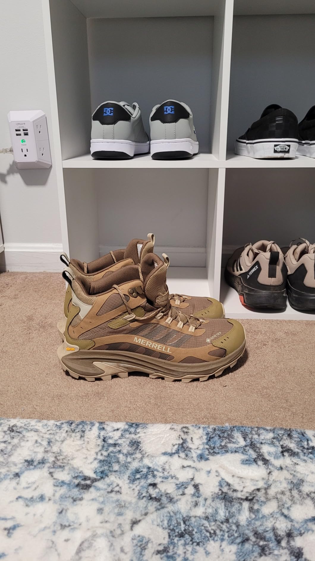 Merrell Men's Moab Speed 2 Mid GTX Hiking Boot customer photo 1