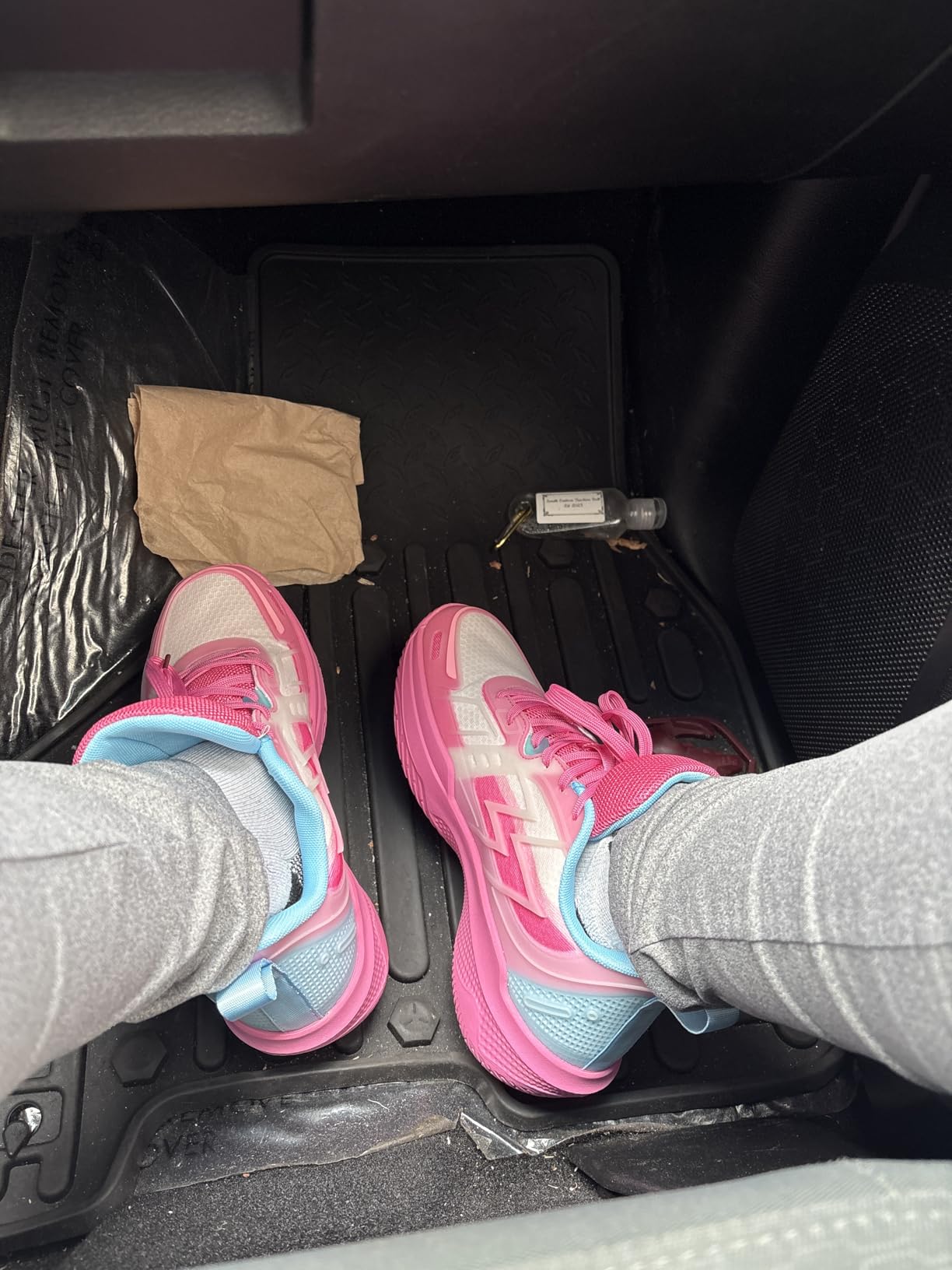 Women Basketball Shoes Fashion Sneakers Comfortable Unisex Athletic Lightweight Non Slip Outdoor Sport Volleyball Shoes customer photo 1